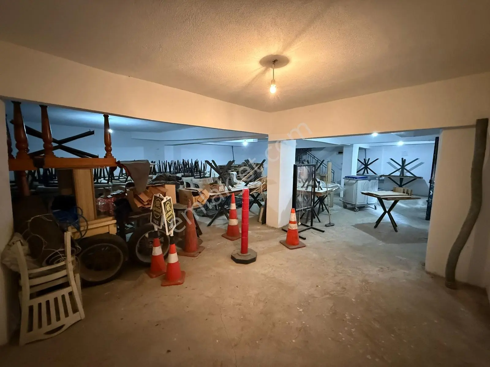 Köprü Emlaktan Gazi Mah. Cadde Üstünde Net 150 M2 Kiralık Dükkan