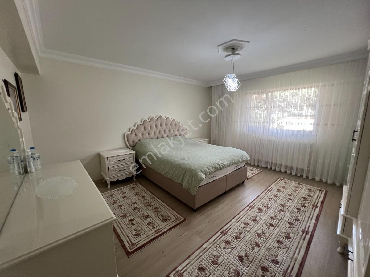 Sakarya Arifiye Merkezde Yüksek Tavanlı Satılık 3+1 Dublex Daire - Görsel 23