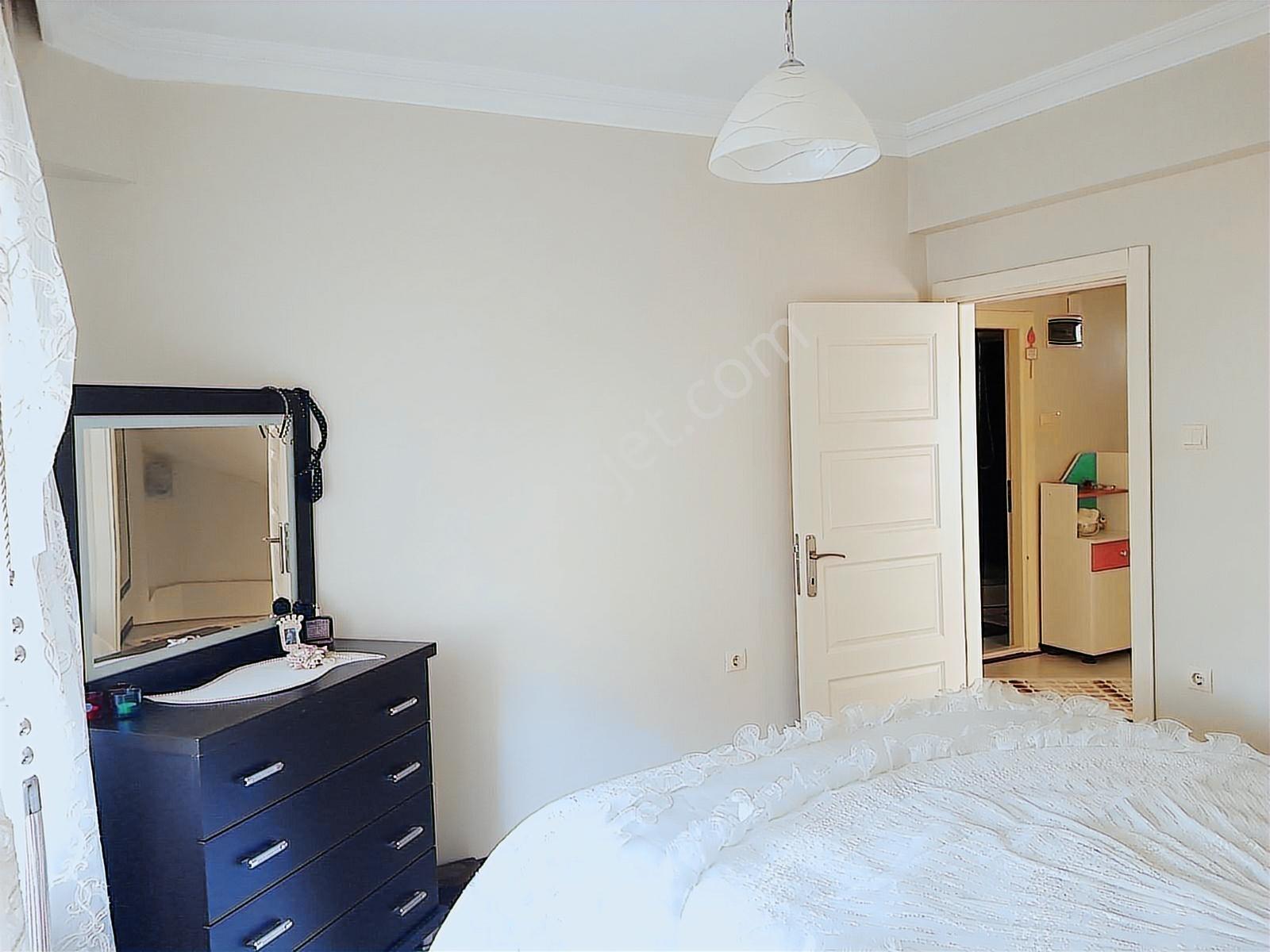 Müstakil Havuzlu 4 Katlı Villa - Görsel 10