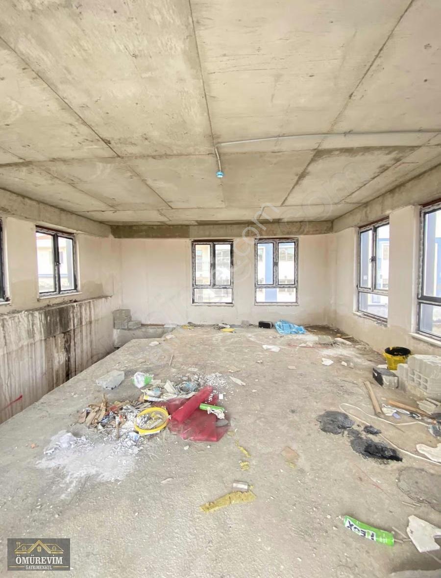 İndere Toki Muhteşem Konum 3 Katlı Dükkan 250 M2 Kallanım Alanı - Görsel 4