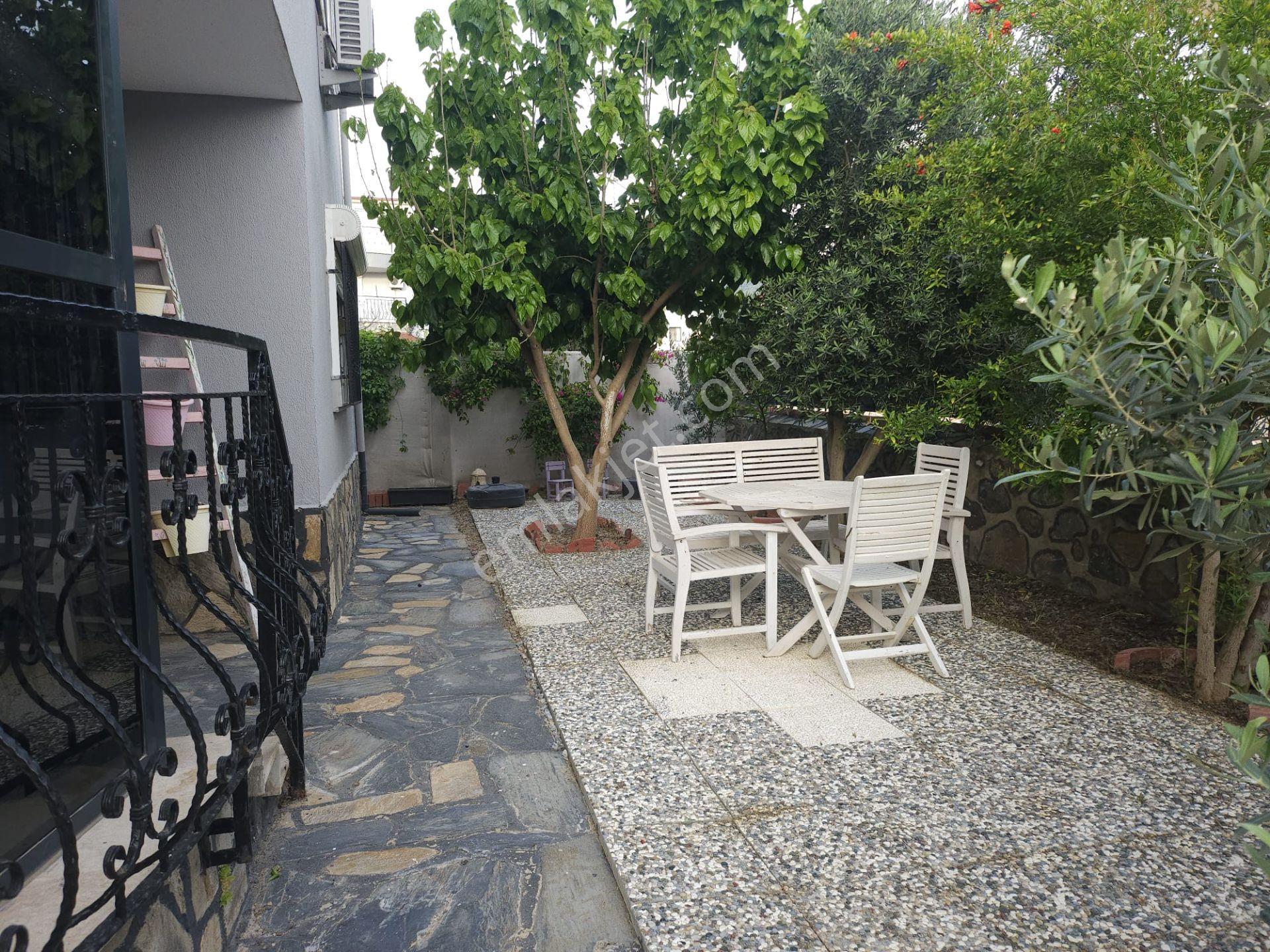 Akbük Koyunda Denize 180 Metrede Havuzlu Site İçi Müstakil 3+2 Acil Satılık - Görsel 4