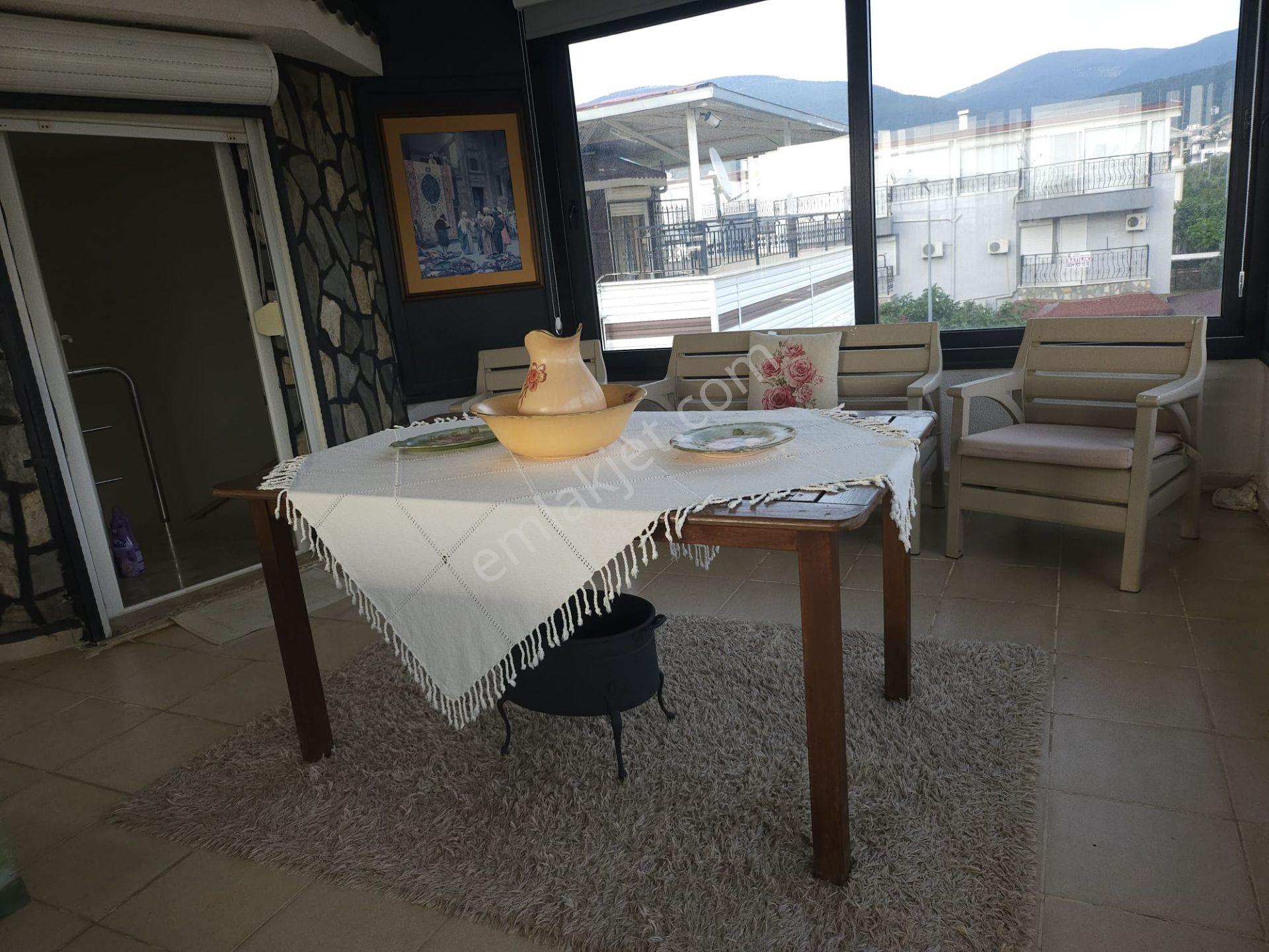 Akbük Koyunda Denize 180 Metrede Havuzlu Site İçi Müstakil 3+2 Acil Satılık - Görsel 10