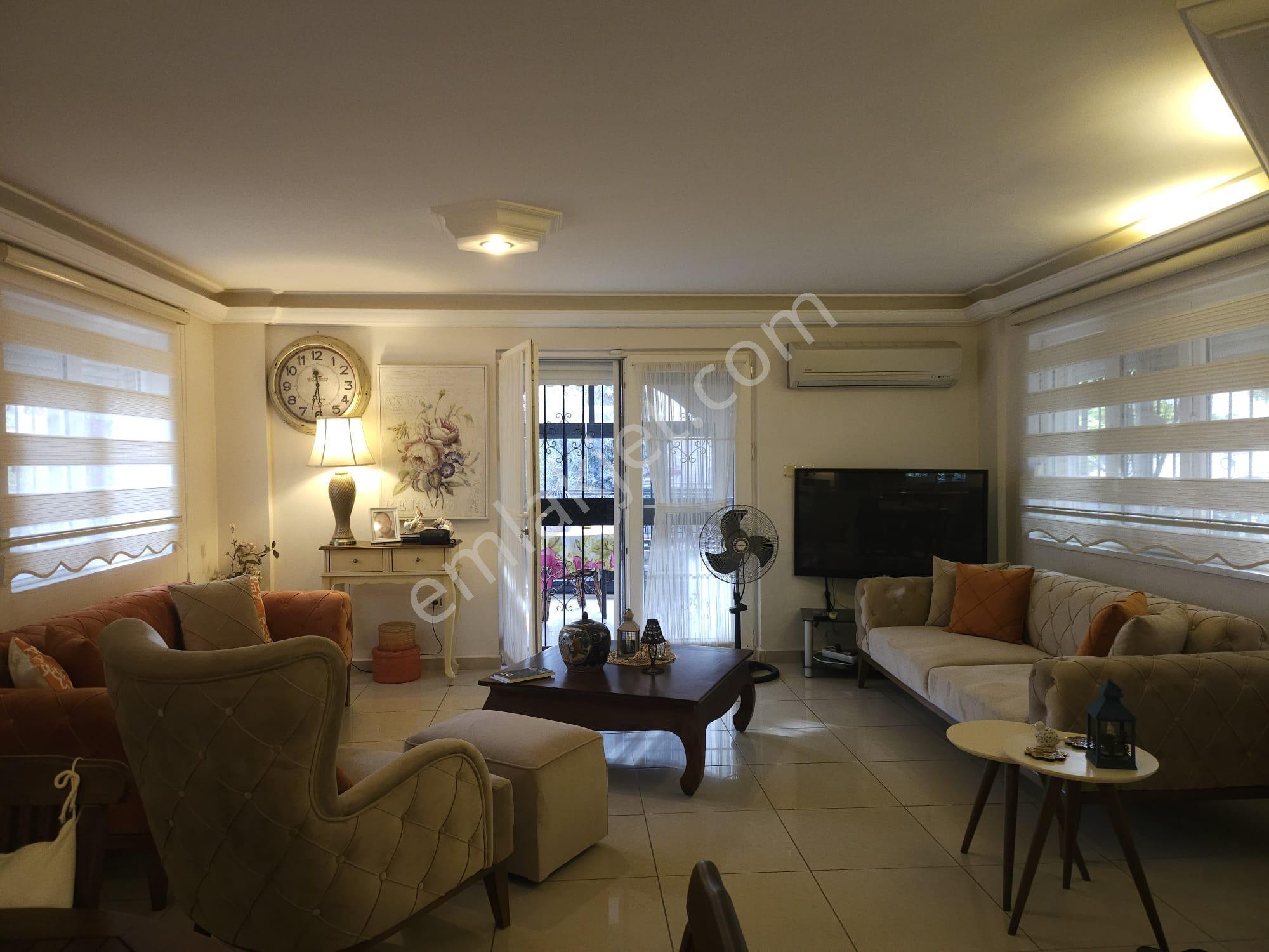 Akbük Koyunda Denize 180 Metrede Havuzlu Site İçi Müstakil 3+2 Acil Satılık - Görsel 25