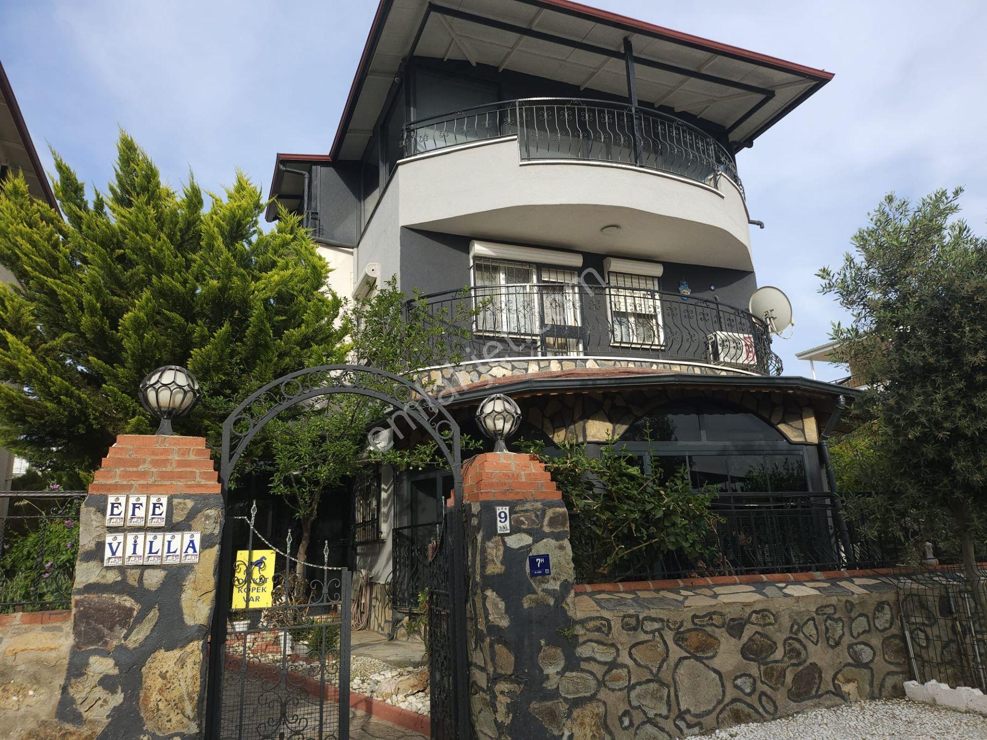 Akbük Koyunda Denize 180 Metrede Havuzlu Site İçi Müstakil 3+2 Acil Satılık - Görsel 31