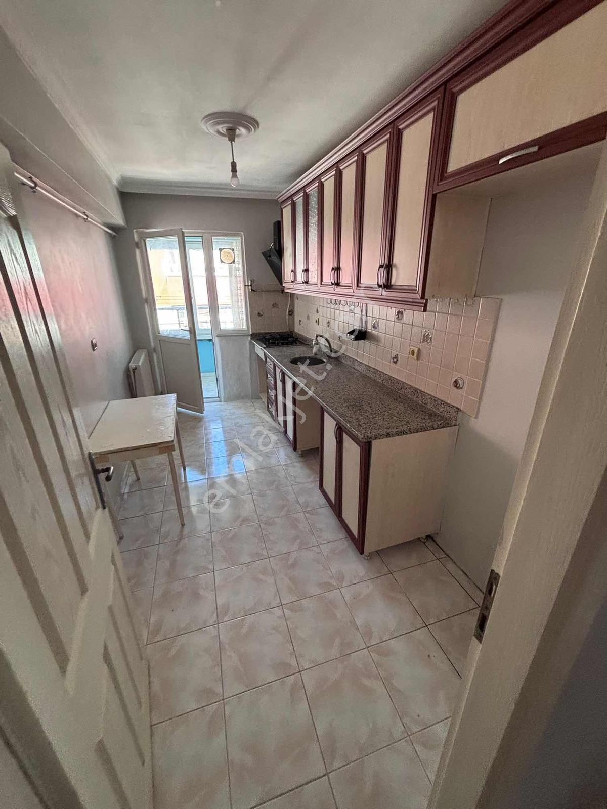 Perşembe Pazarı Arkasında 3+1 Kiralık Asansörlü Ara Kat - Görsel 17