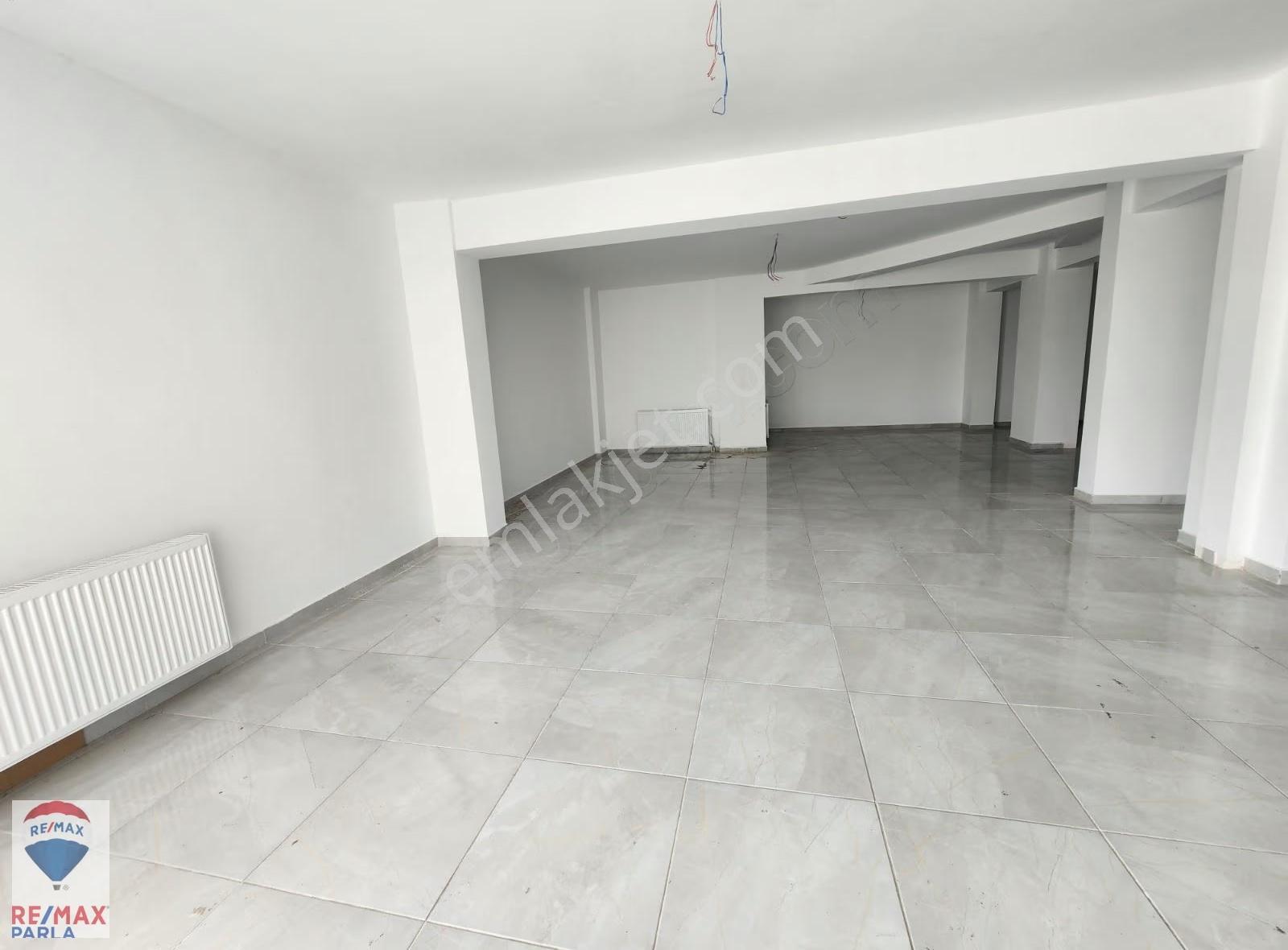 Atakum Büyükkolpınarda Köşe Konumlu 170 M² Kiralık Dükkan - Görsel 7
