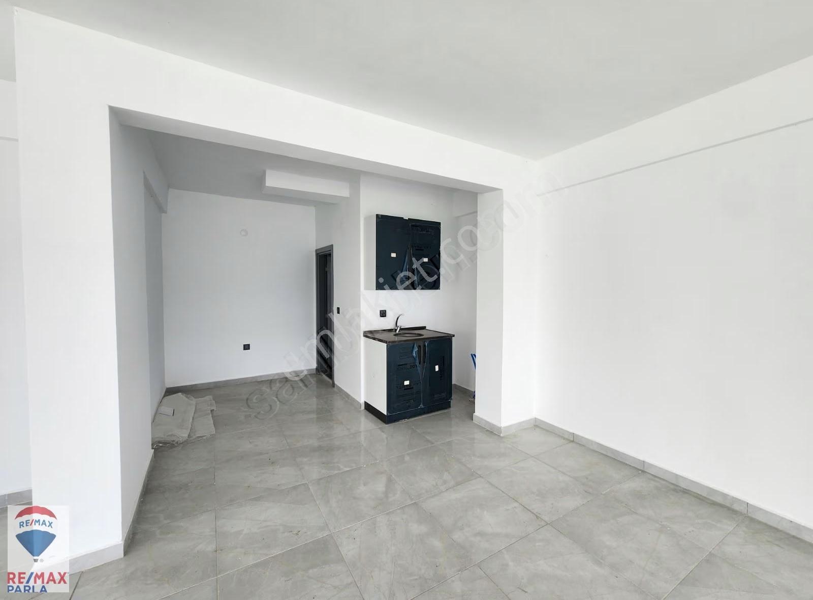 Atakum Büyükkolpınarda Köşe Konumlu 170 M² Kiralık Dükkan - Görsel 4