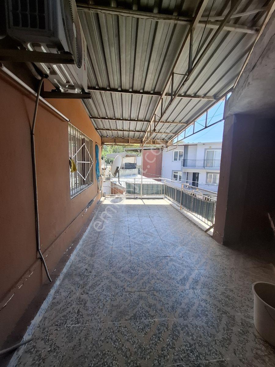 Konak Güney Mahallesinde 3 Adet 2+1 Daireli Satılık Bina - Görsel 14
