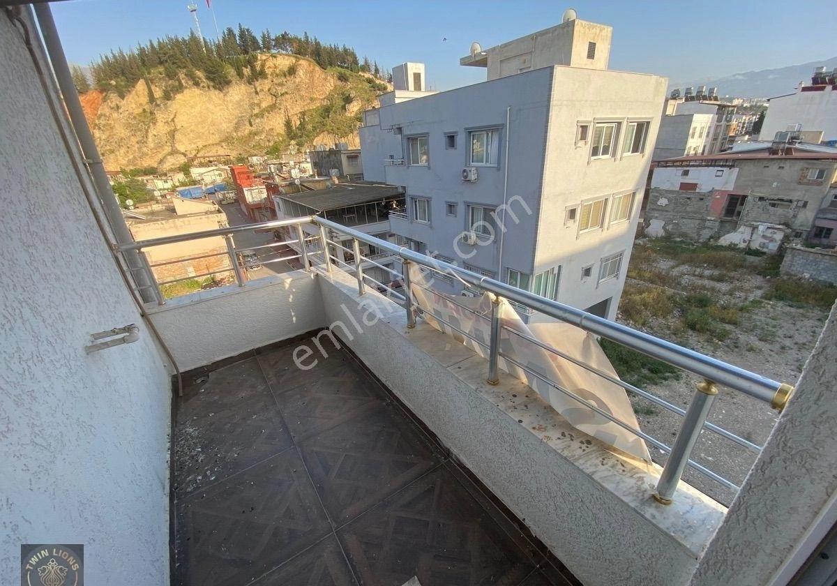 İskenderun Numune Mahallesinde Avm Karşısı Satılık 1+1 Çatı Katlı Dubleks Daire - Görsel 8
