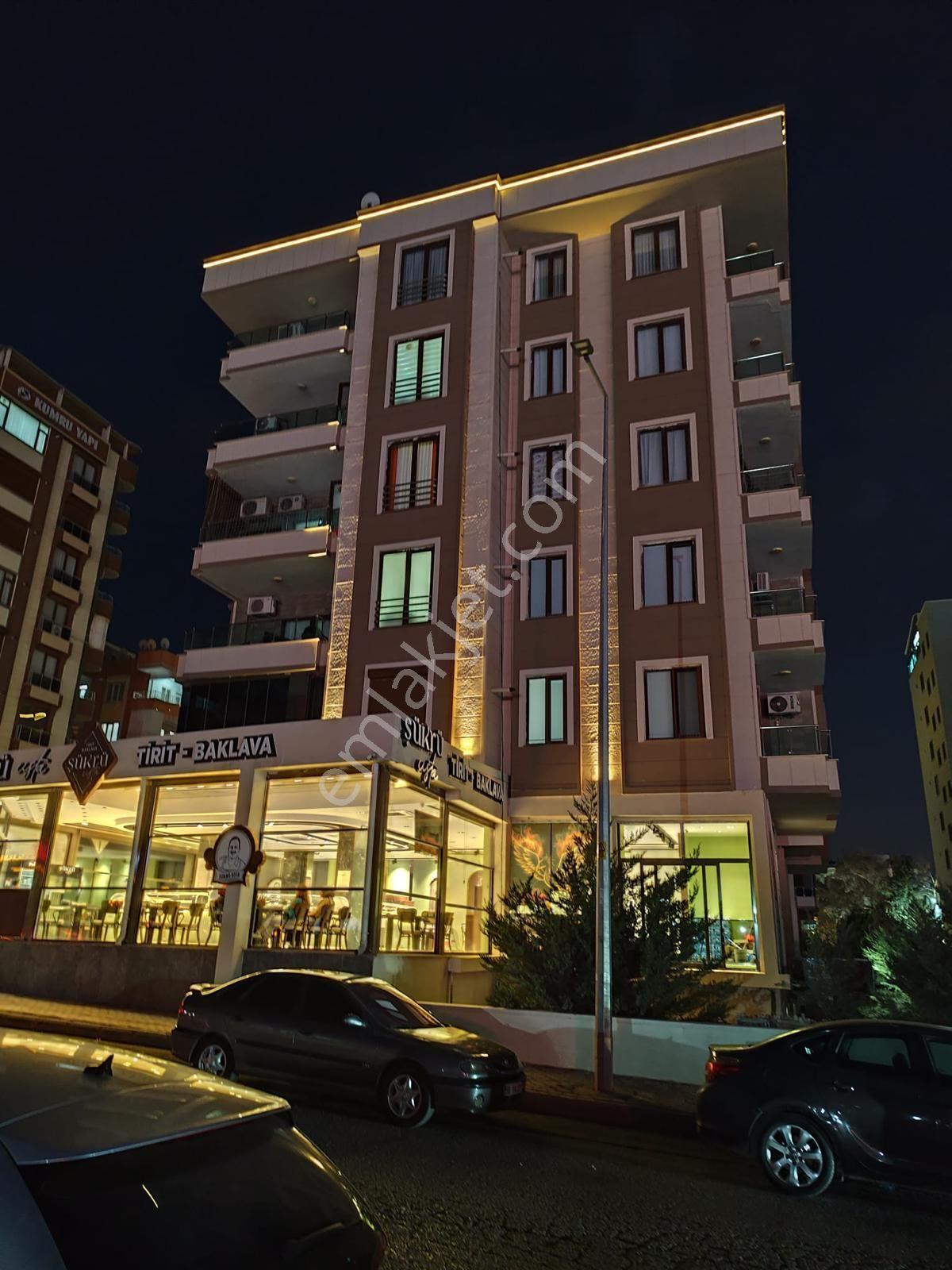 Rastgeldi Gayrimenkul'den Satılık Site İçerisinde 4+1 Daire