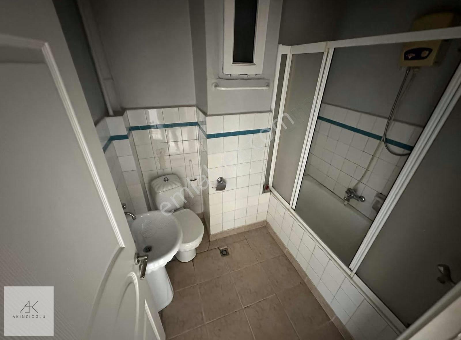 Çarşı Yakını Aziziye Caminin Sokağında 2.kat Kiralık Daire - Görsel 13