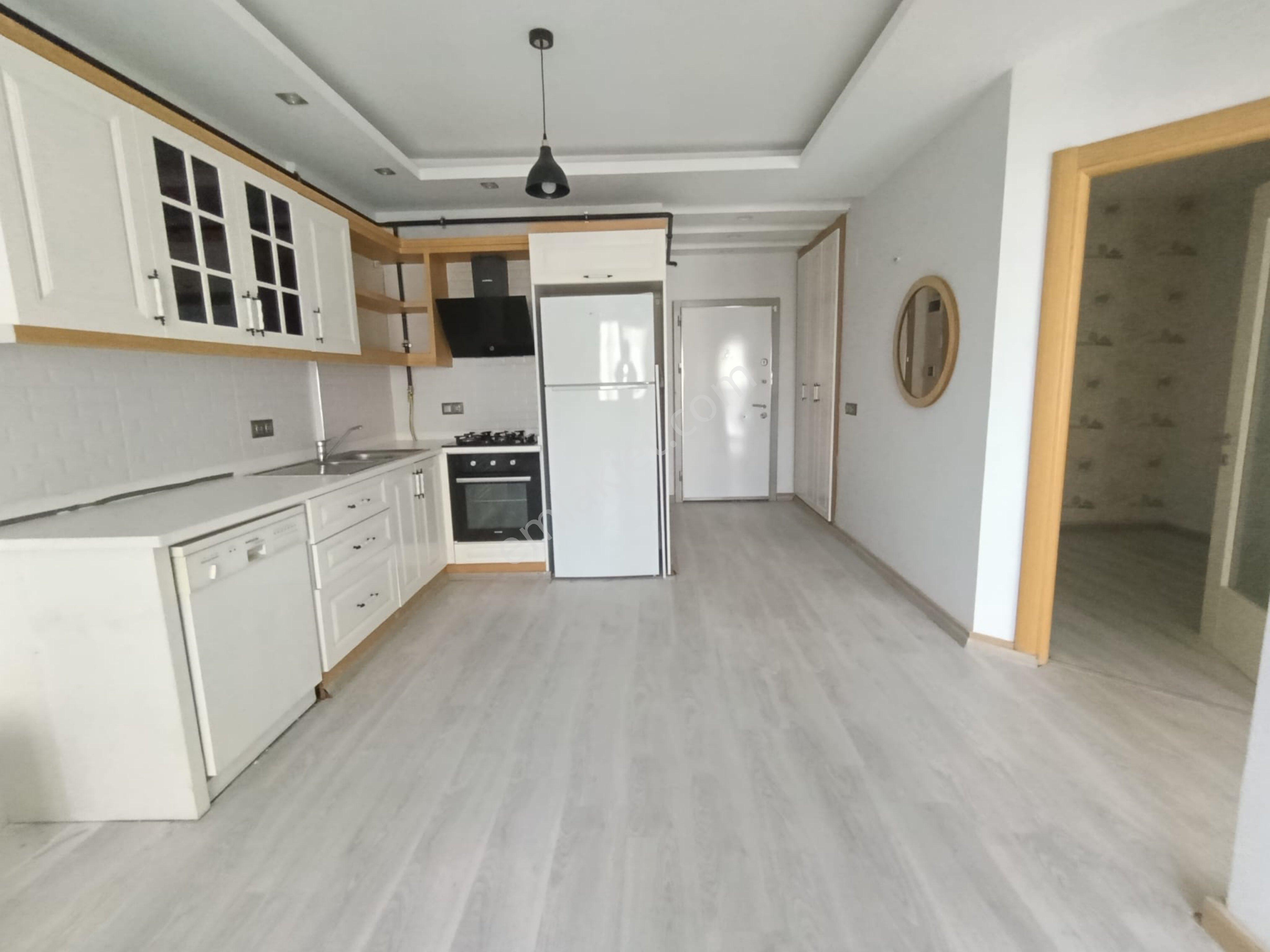 Baraj Yolunda Satılık 2+1 Dogalgazlı Daire - Görsel 4