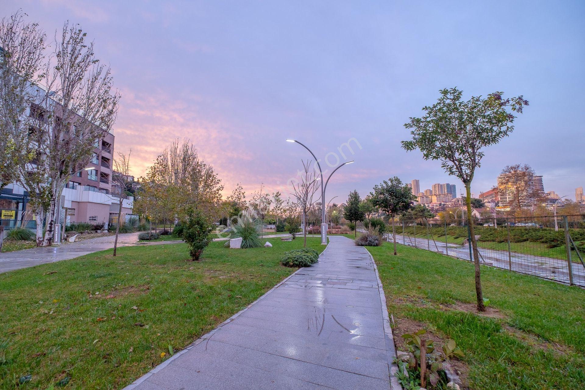 Bahçeşehir Park 'ta Özel Dizaynlı Satılık 4.5 +1 Daire - Görsel 30
