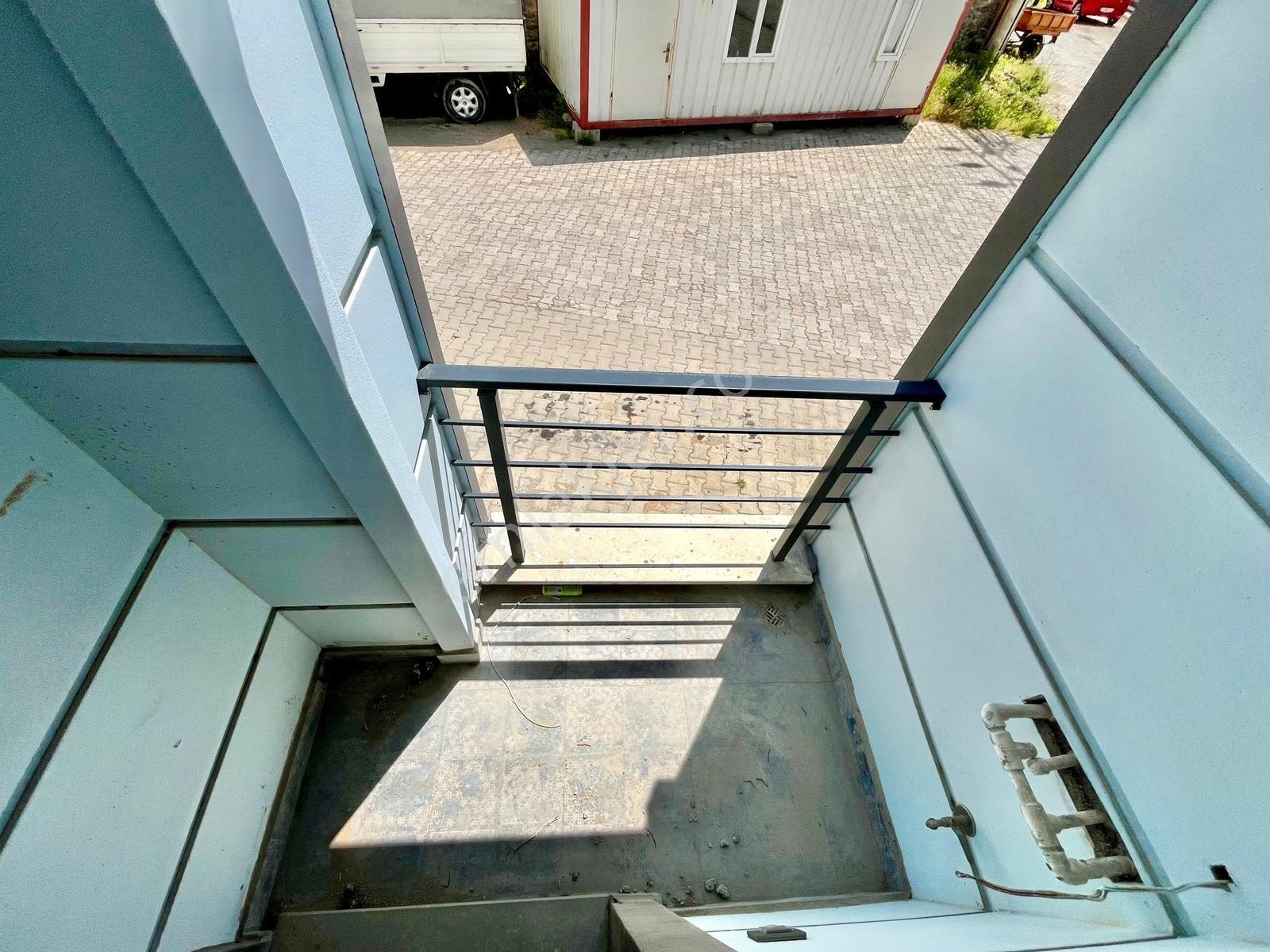 Gümüş'den Zeytinli'de Ön Cephe Kapalı Otoparklı Sıfır 2+1 Daire - Görsel 10