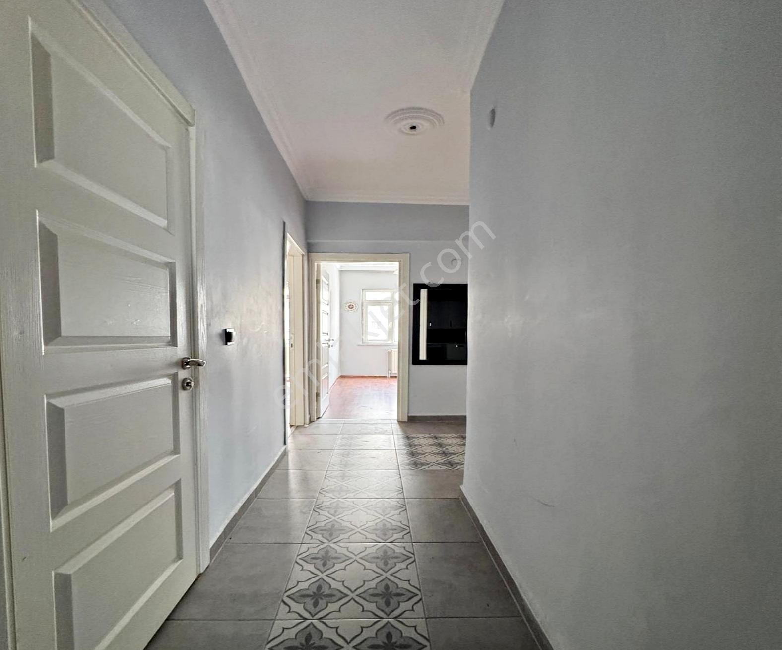 Beylikdüzü Barış Mahallesin De Masrafsız 3+1 Satılık Daire - Görsel 12