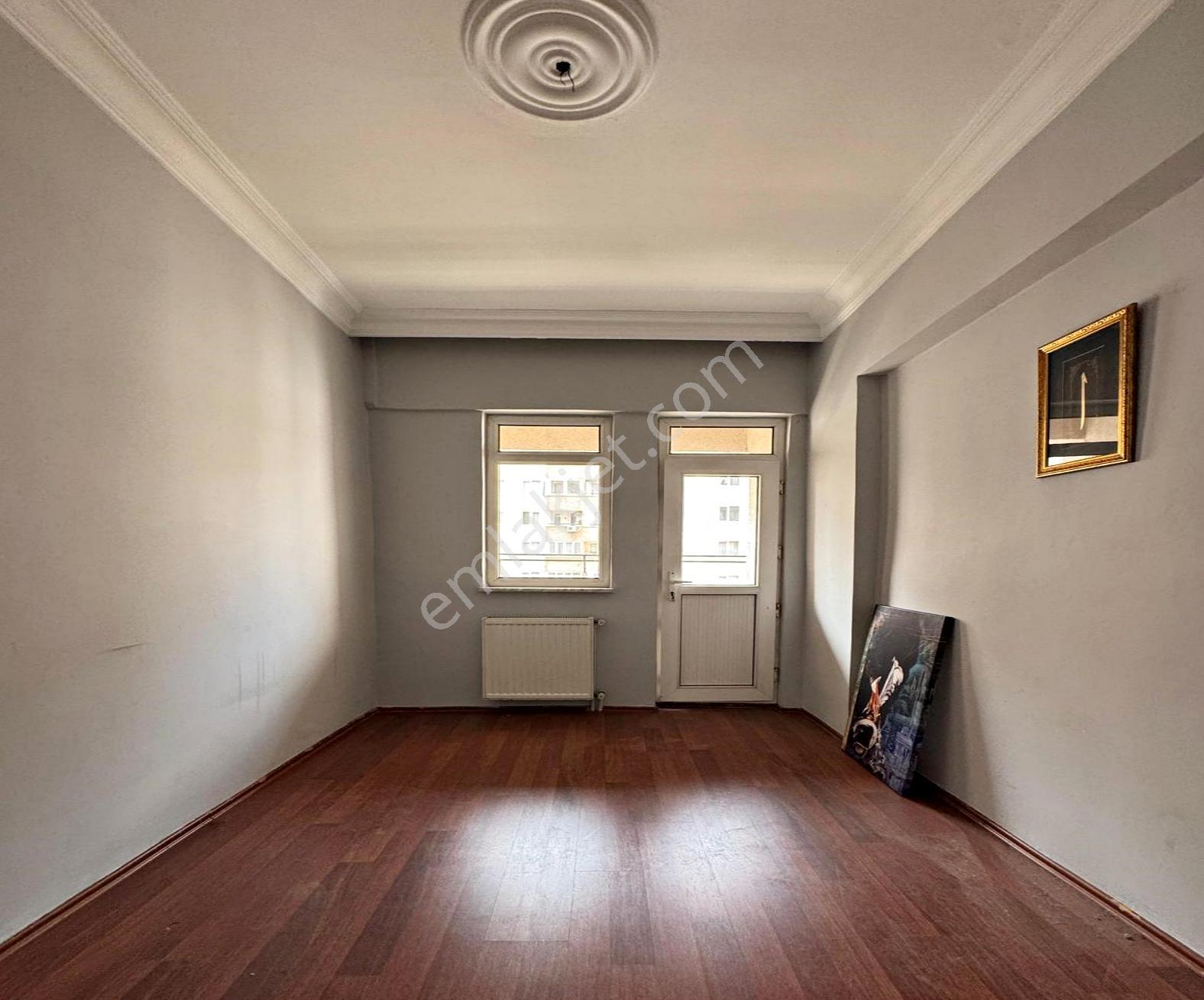 Beylikdüzü Barış Mahallesin De Masrafsız 3+1 Satılık Daire - Görsel 13