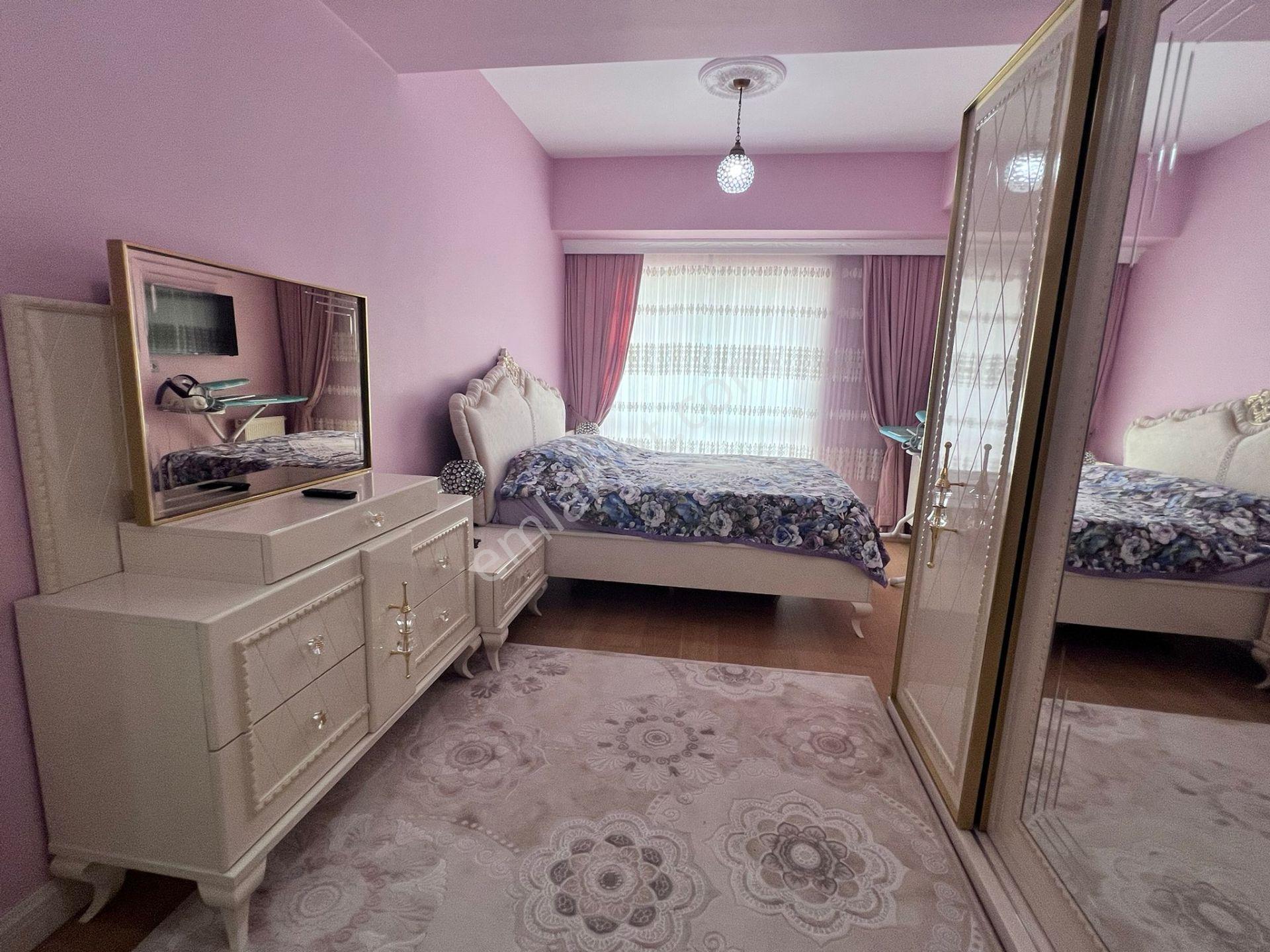 Kiptaş Venezia Mega Kiralık Full Lüks Eşyalı 2 Banyolu 2+1 Daire - Görsel 8