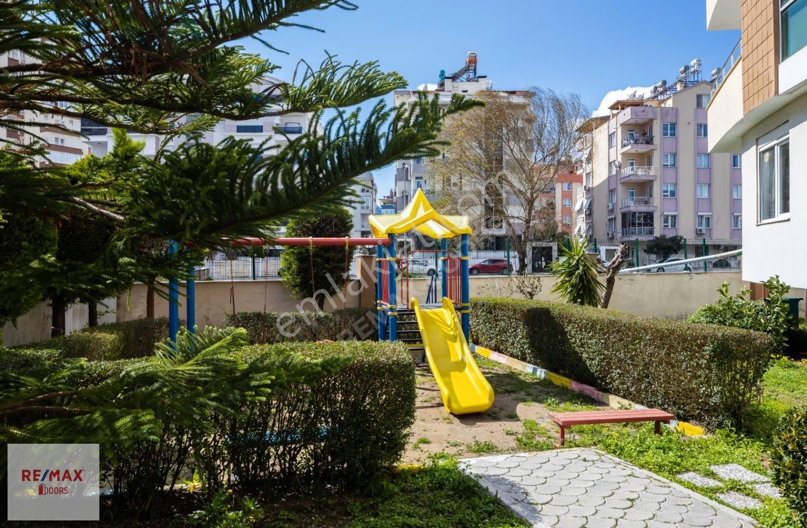 Konyaaltı Hurma Naturel Park Residence'de 2+1 Satılık Daire - Görsel 13