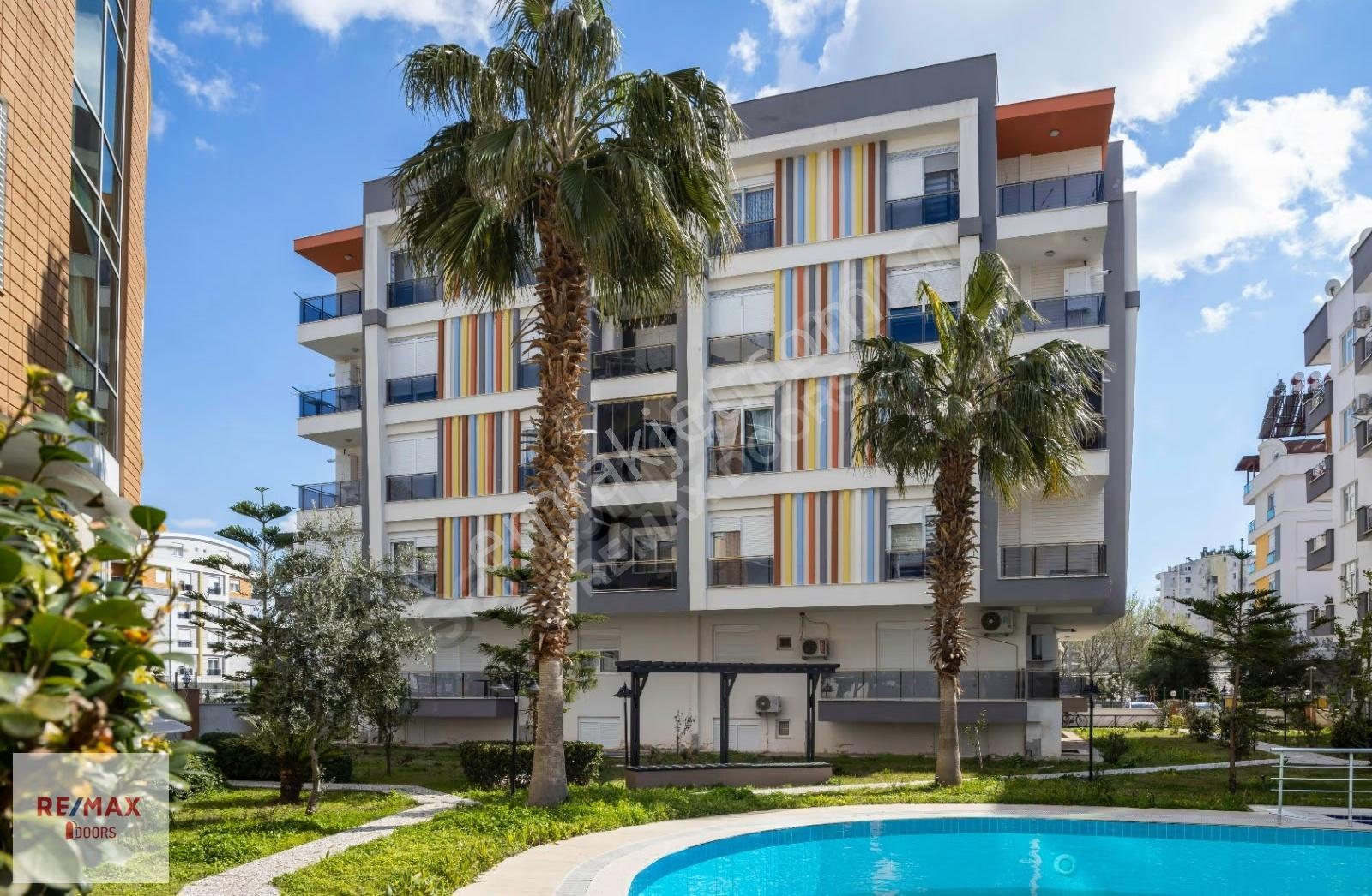 Konyaaltı Hurma Naturel Park Residence'de 2+1 Satılık Daire - Görsel 8