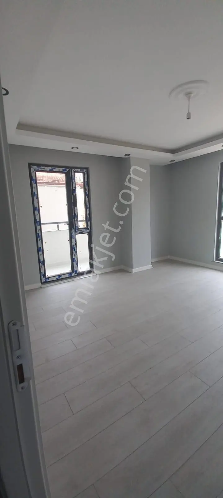 Marmaraya 5 Dakika, Otobüs Kapıda Merkezi Konumda Kiralık Daire - Görsel 2