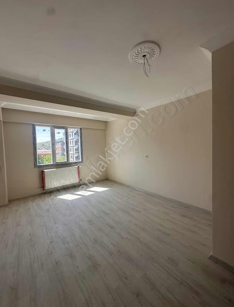 Emrah Emlaktan Cumhuriyet Mahallesinde Kiralık Daire - Görsel 18