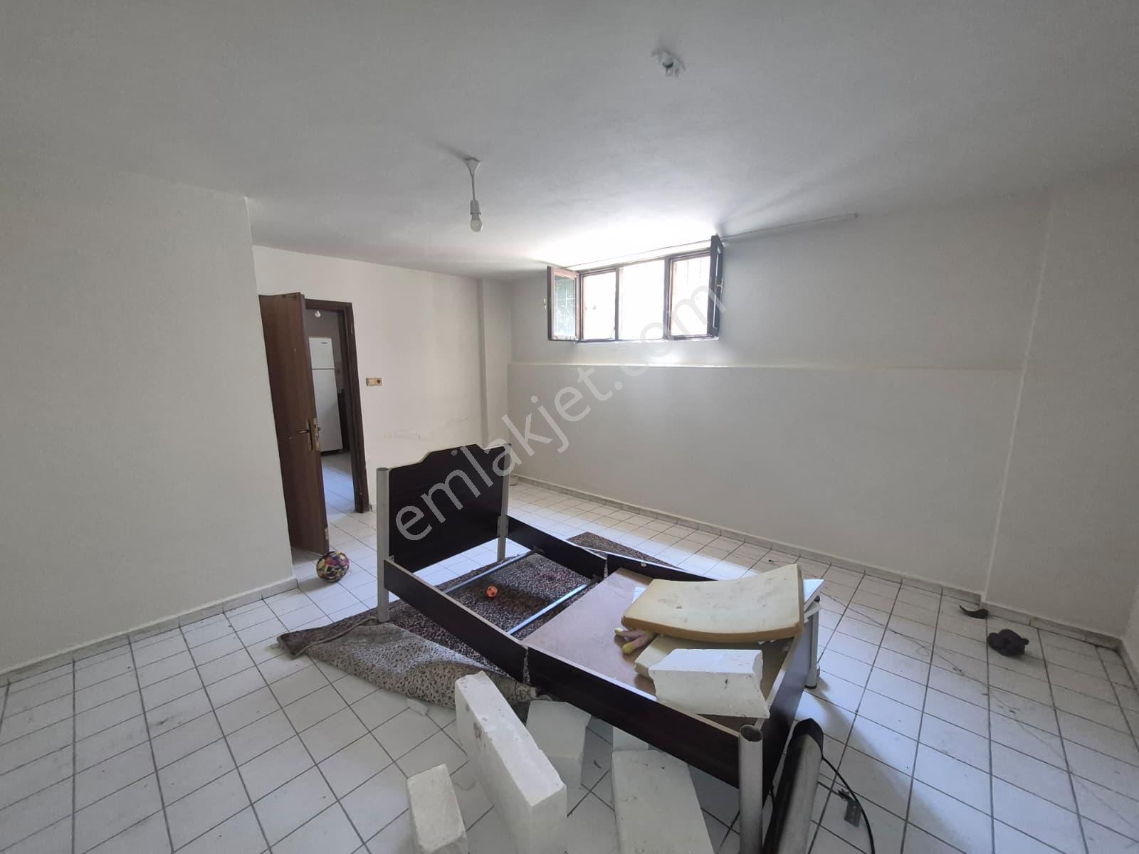 Alanya Güller Pınarı Mahallesi'nde 1+1 Kiralık Daire Bodrum Kat - Görsel 9