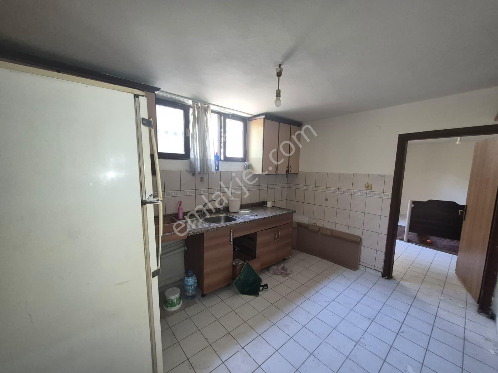 Alanya Güller Pınarı Mahallesi'nde 1+1 Kiralık Daire Bodrum Kat - Görsel 6