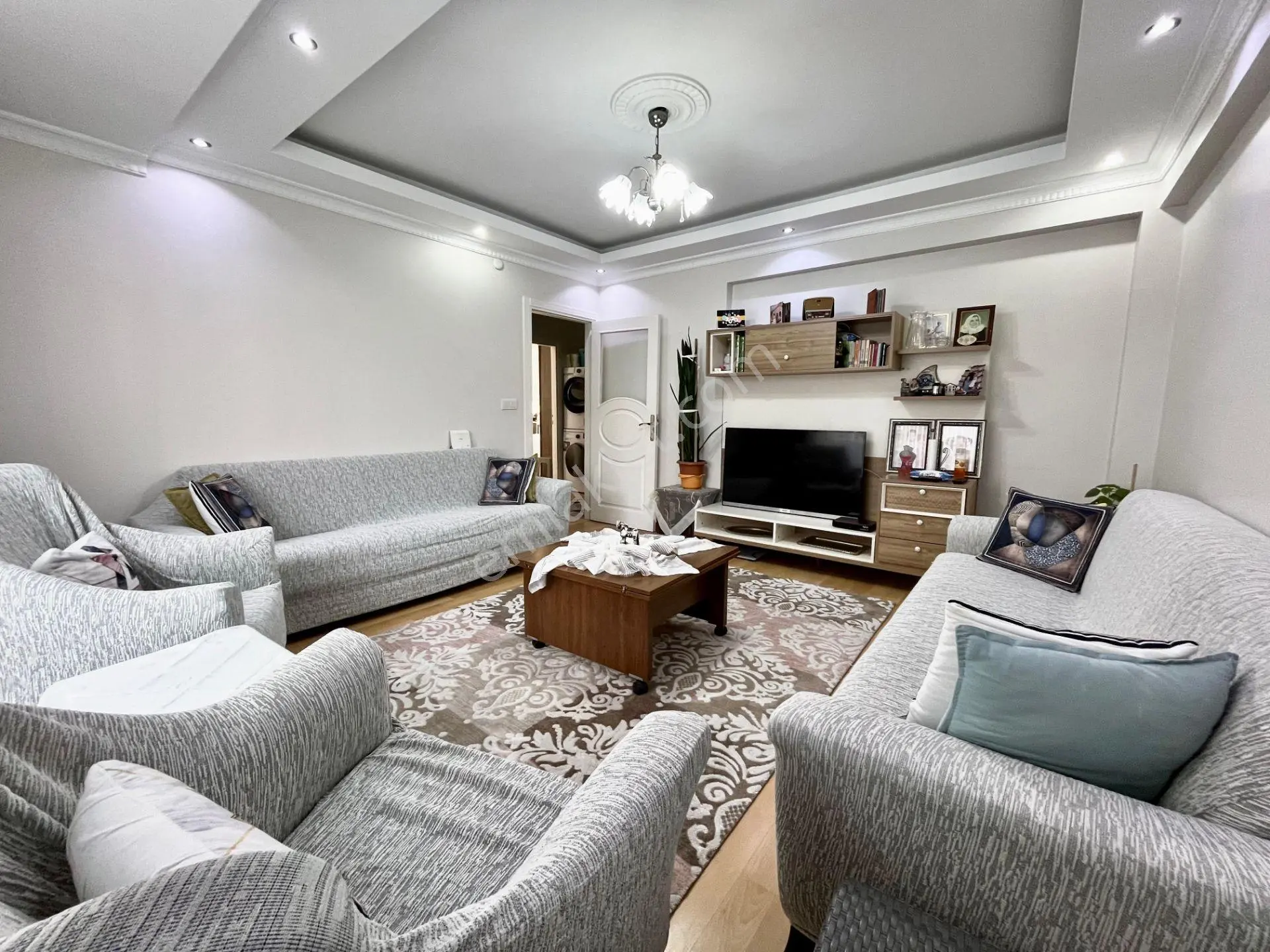 Loft'tan Söğütlüçeşme Mah 10 Yıllık Binada 4+2 150m2 Dublex Daire - Görsel 2