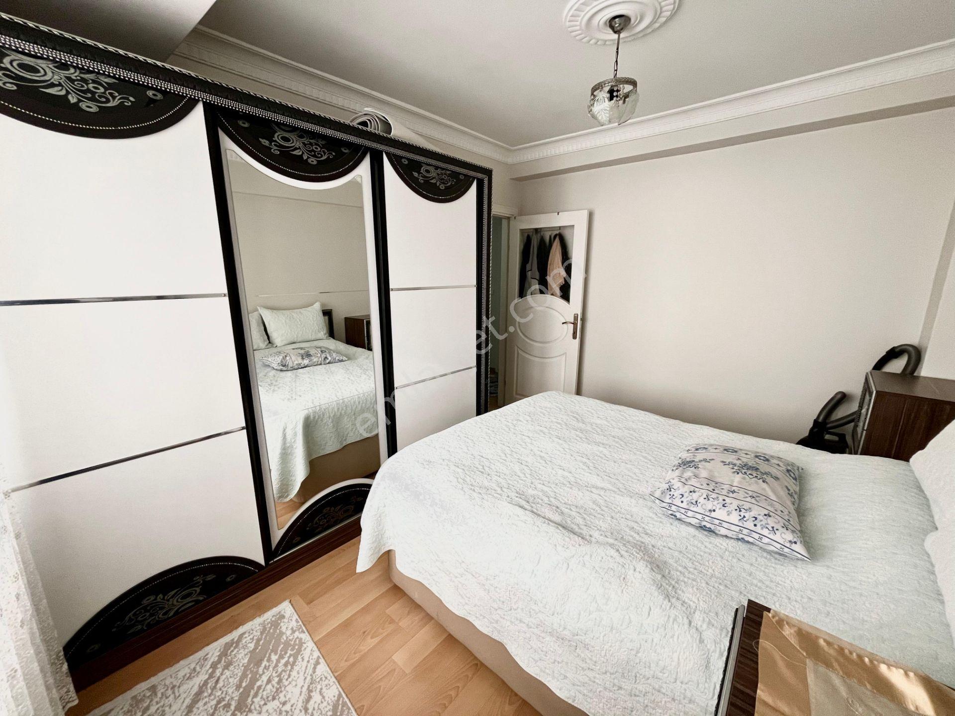 Loft'tan Söğütlüçeşme Mah 10 Yıllık Binada 4+2 150m2 Dublex Daire - Görsel 15