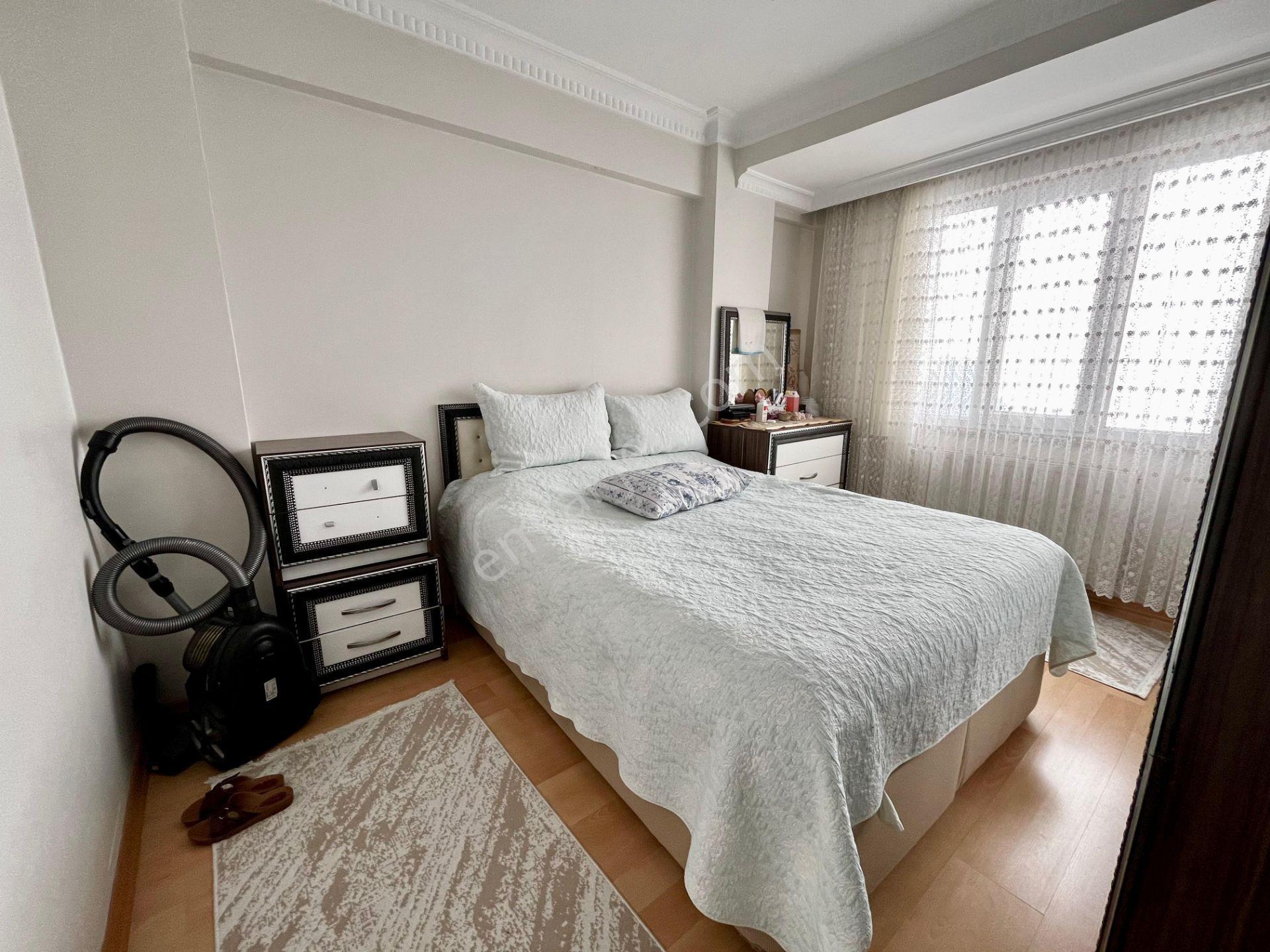 Loft'tan Söğütlüçeşme Mah 10 Yıllık Binada 4+2 150m2 Dublex Daire - Görsel 13