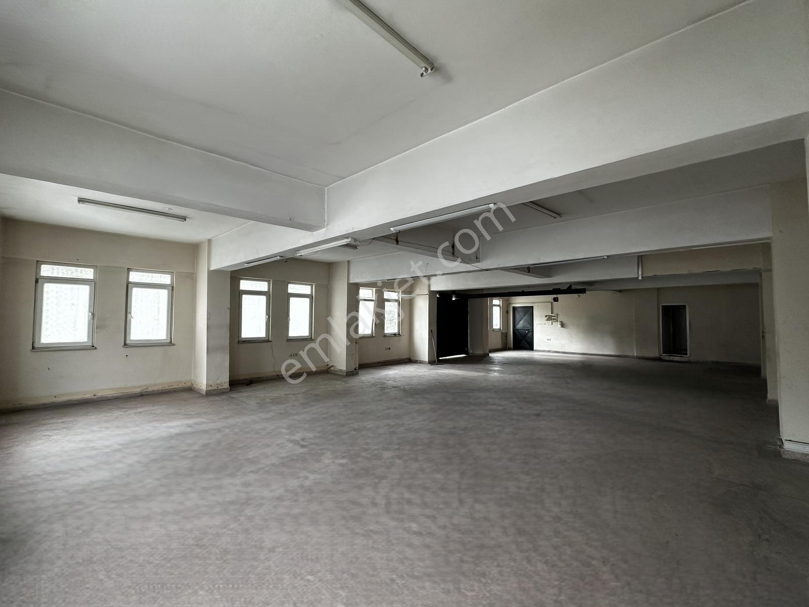 Mr Nilvest'ten Vişne Ticaret Bölgesinde Kiralık 180 M2 İş Yeri - Görsel 8