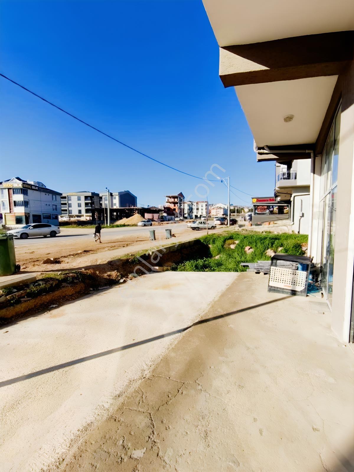 Nilvesten Akhisarda Cadde Üstü Kiralık Dükkan - Görsel 4