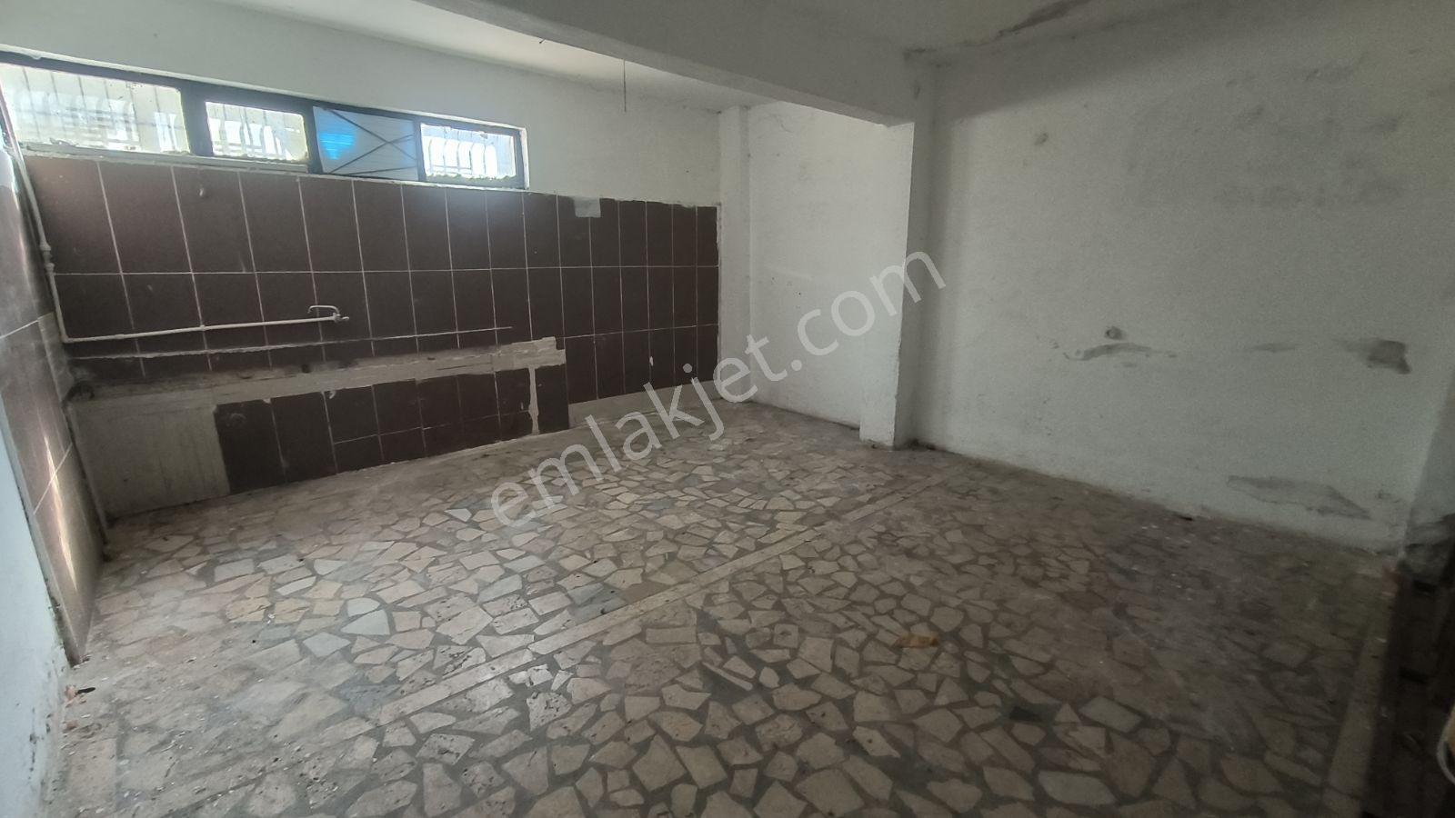 Master Realtor'den Eriklide 350 M2 Kiralık Depo - Görsel 3