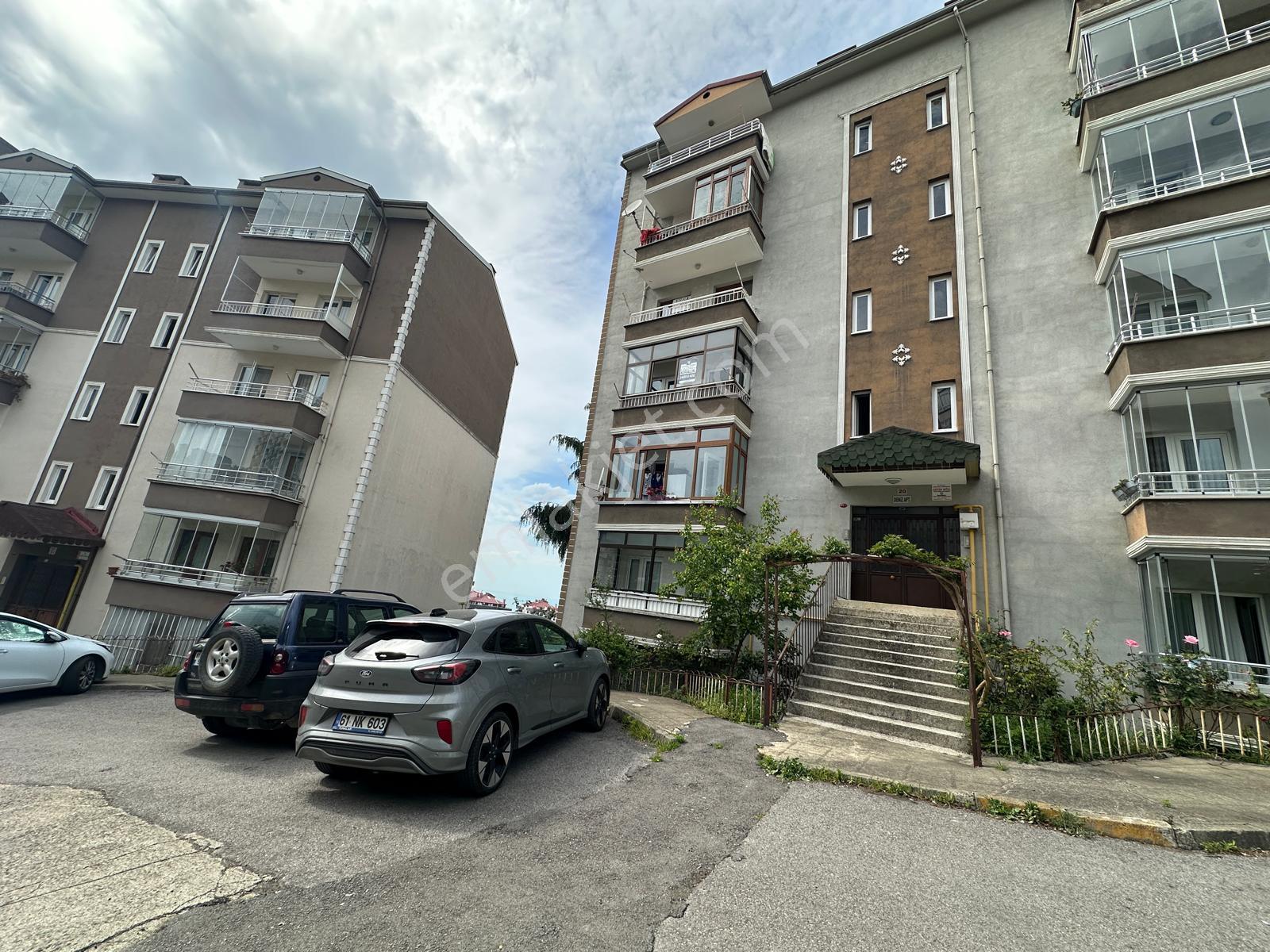 Karşıyaka Da Deniz Manzaralı Kiralık Daire - Görsel 23