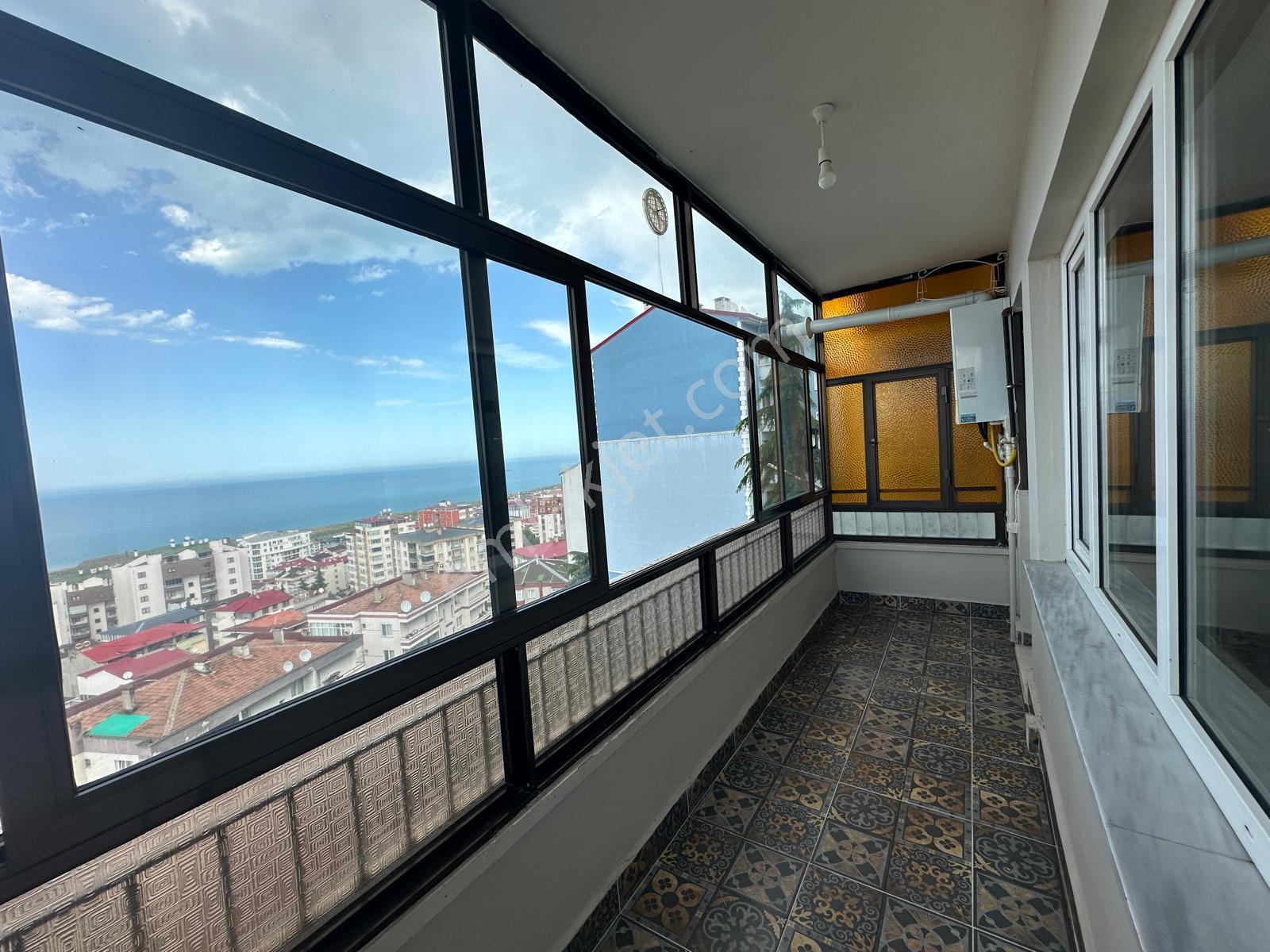 Karşıyaka Da Deniz Manzaralı Kiralık Daire - Görsel 5