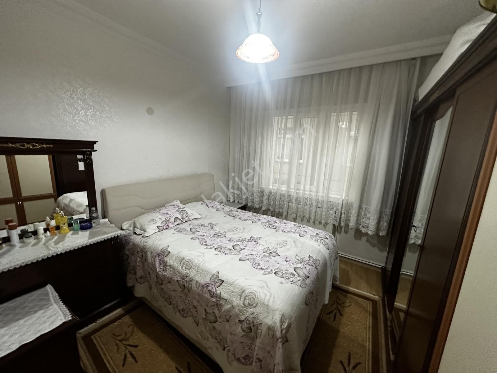 Gazikent Mahallesinde Satılık Geniş Bakımlı 3+1 Daire - Görsel 10