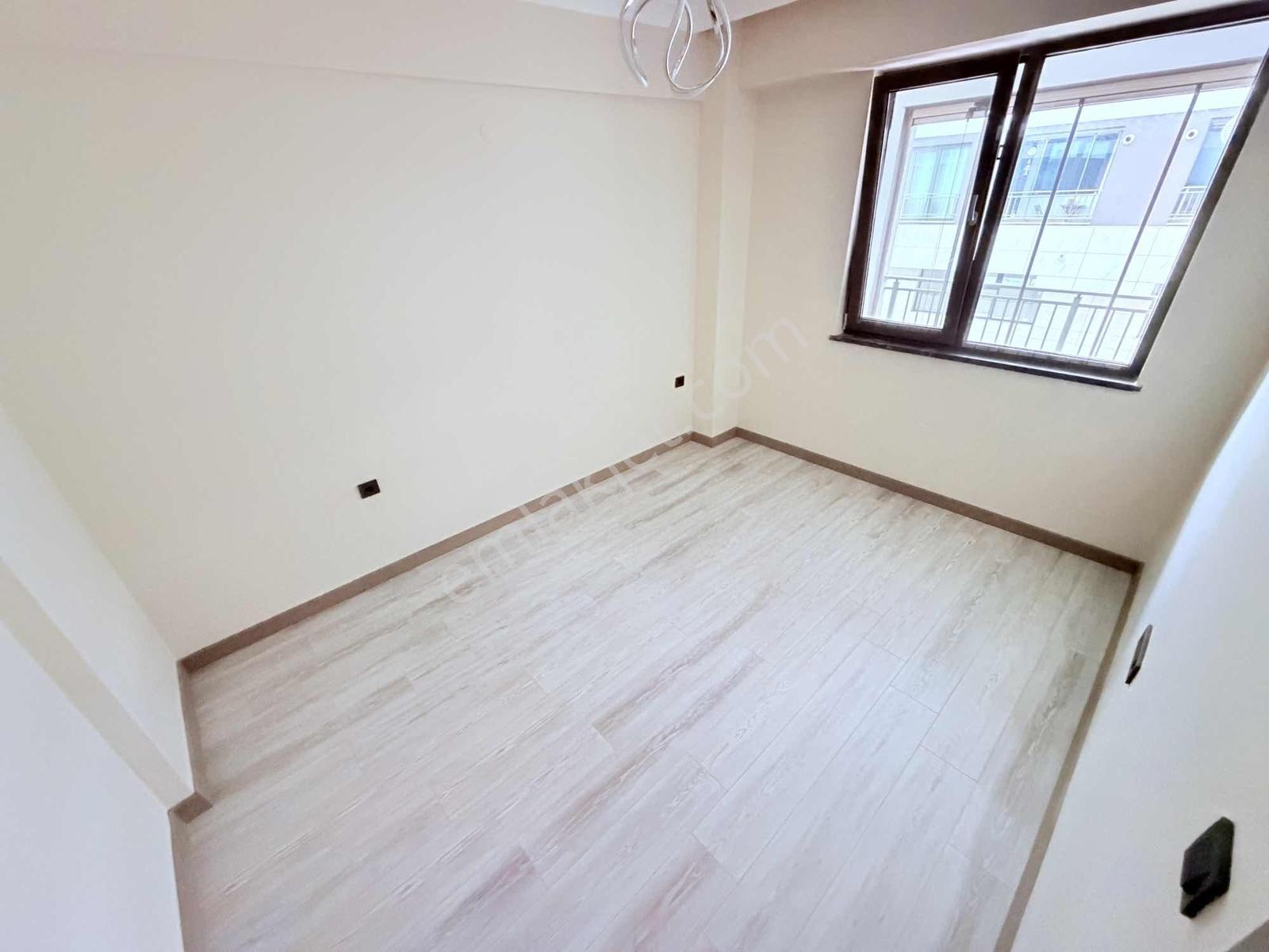Burcu'dan 600 Evler Caddeport'ta Lüks 1+1 Kiralık Daire - Görsel 3