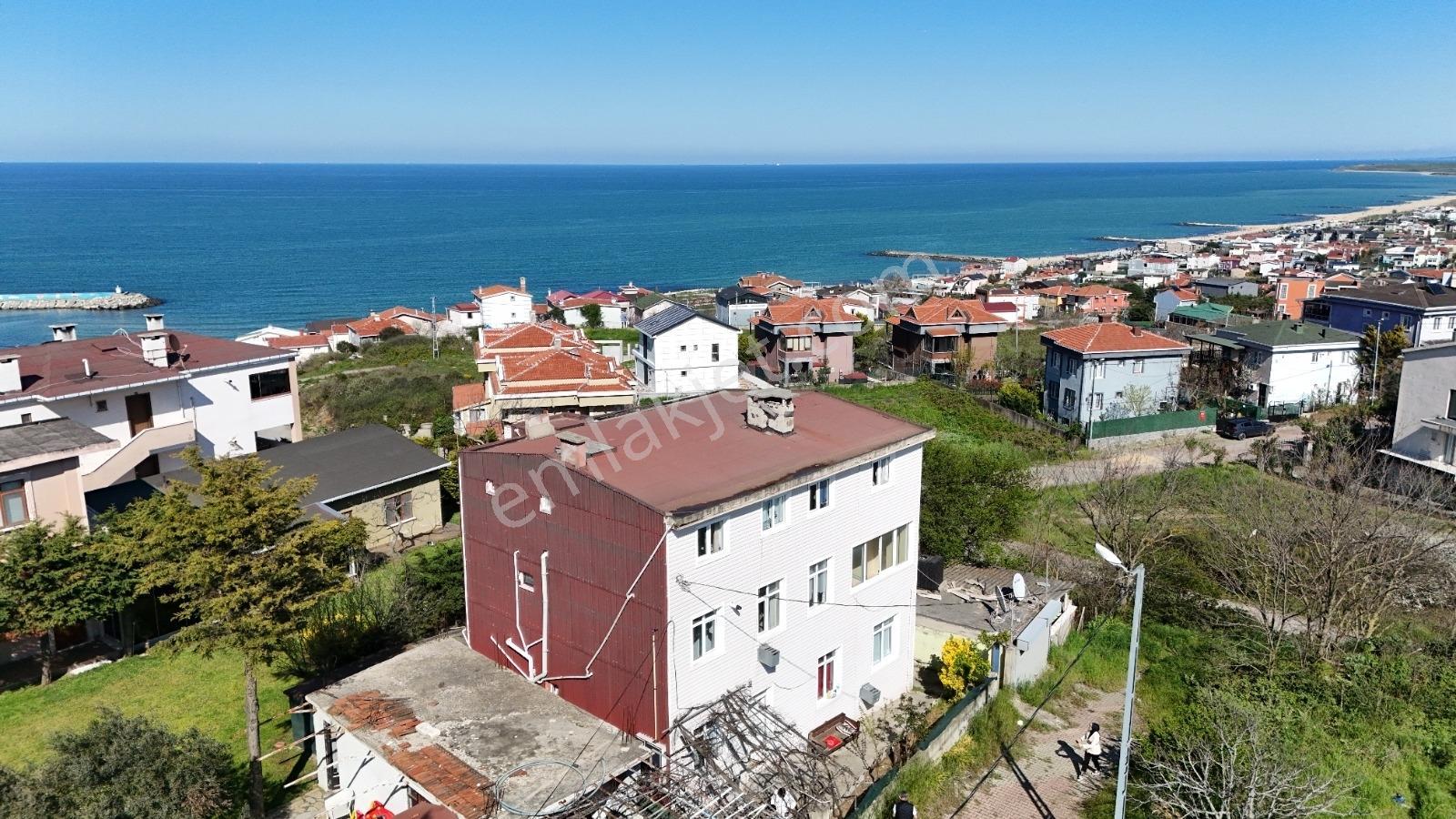 Arnavutköy Karaburun'da Deniz Manzaralı Satılık Villa - Görsel 23