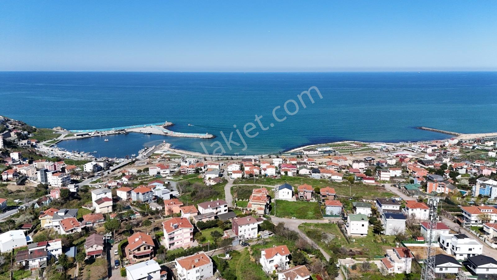 Arnavutköy Karaburun'da Deniz Manzaralı Satılık Villa - Görsel 35