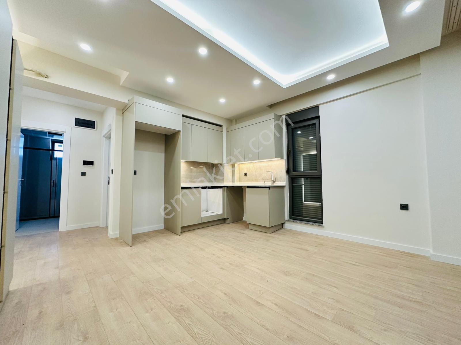 V. Aydoğmuş Mah. 1+1 Katta Havuzlu Kiralık Işıl Işıl Daire - Görsel 34