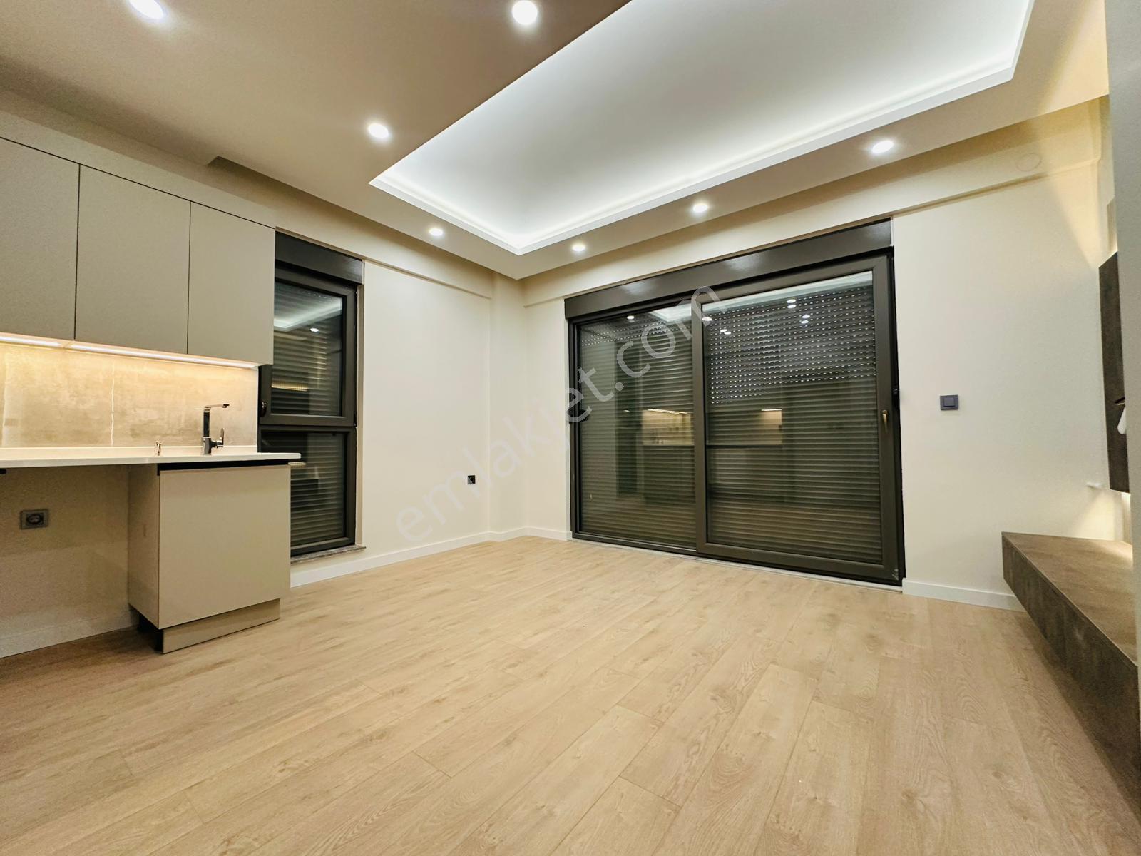 V. Aydoğmuş Mah. 1+1 Katta Havuzlu Kiralık Işıl Işıl Daire - Görsel 23