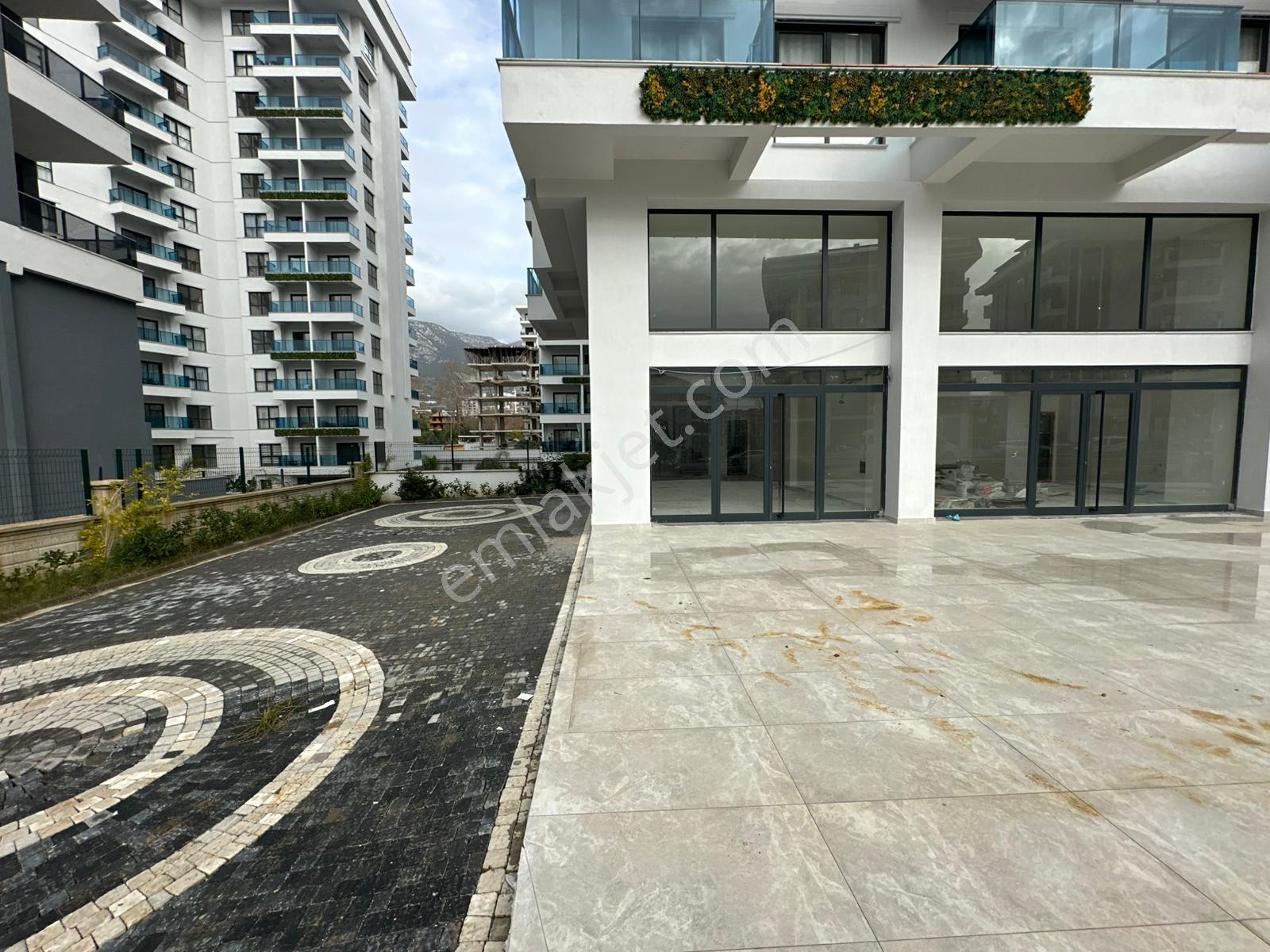 Mahmutlar Green Ocean Residence’ta Kiralık Dükkan Fırsatı - Görsel 9