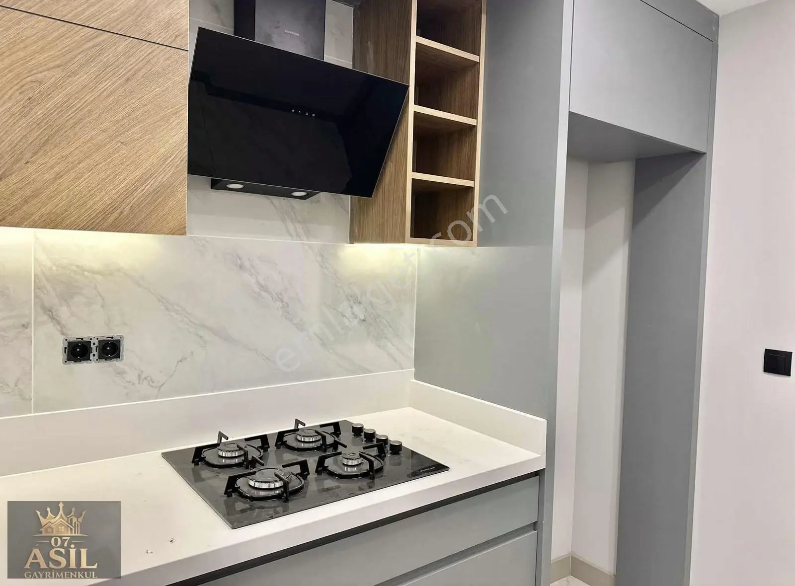 Geniş 2+1 Ultra Lüx Site İçinde - Görsel 5