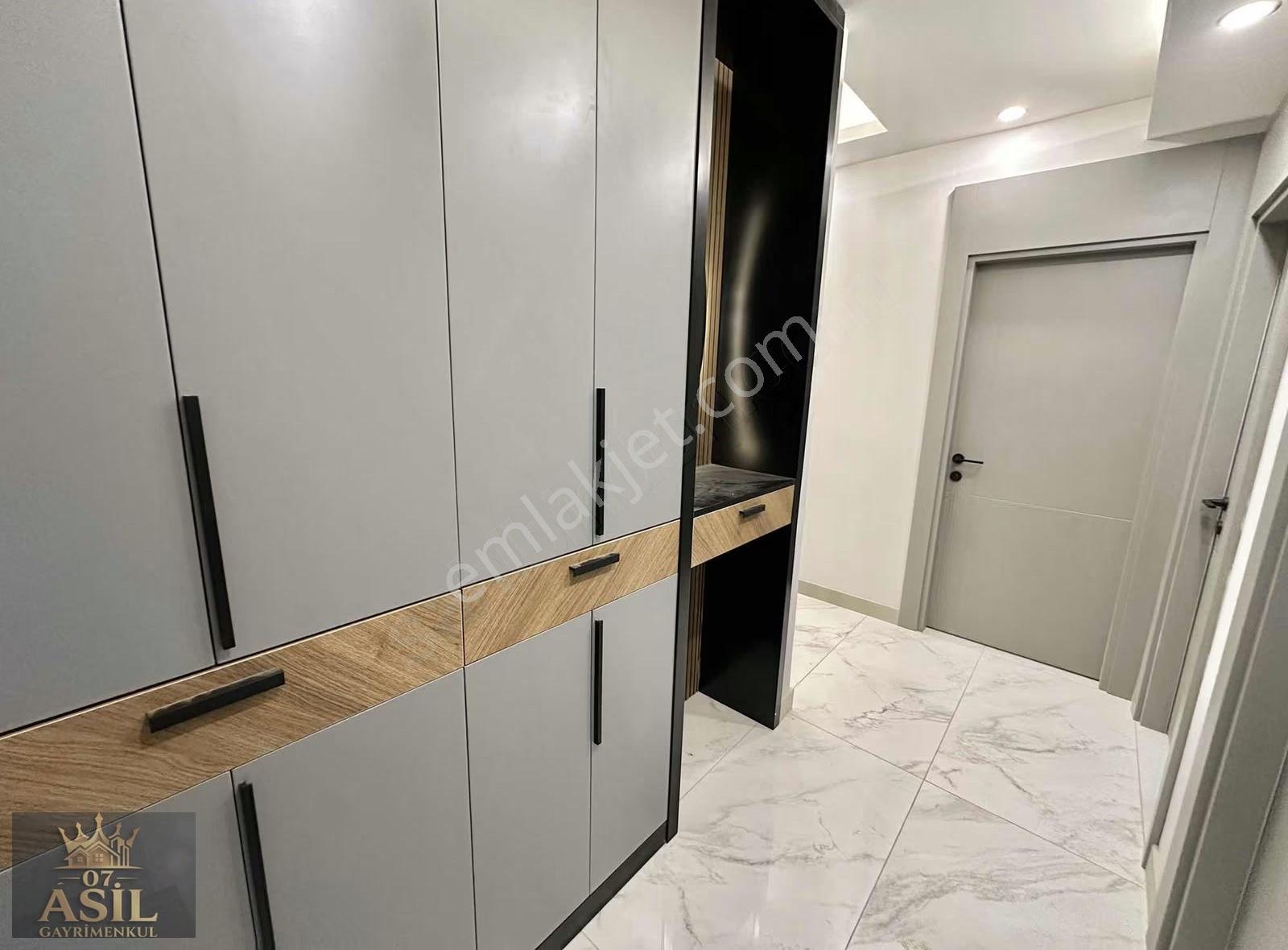 Geniş 2+1 Ultra Lüx Site İçinde - Görsel 14