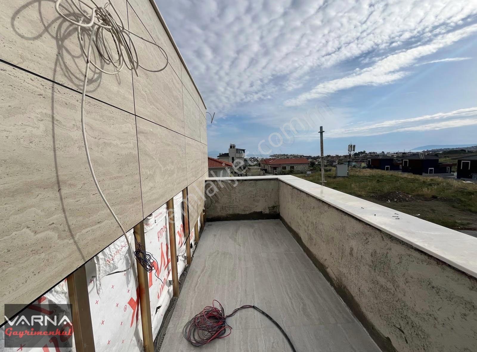 Seferihisar Akarca'da Satılık Havuzlu 5+1 190 M2 Sıfır Villa - Görsel 21