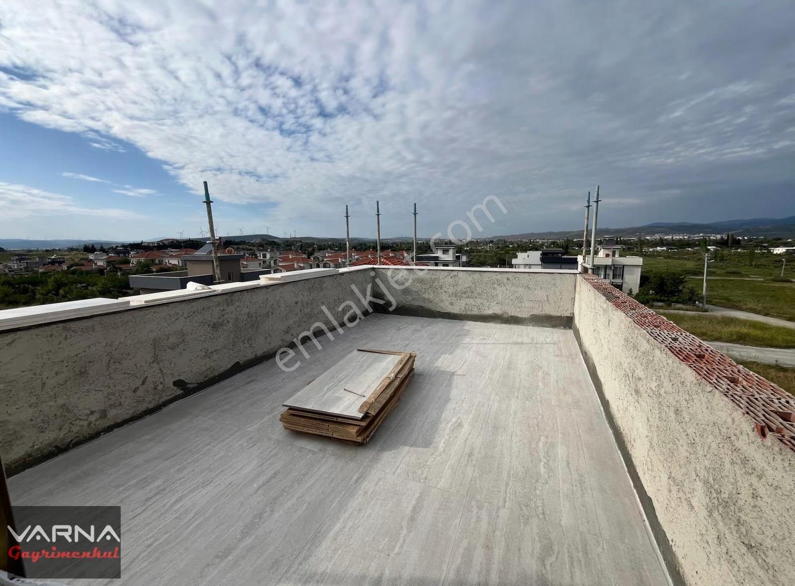 Seferihisar Akarca'da Satılık Havuzlu 5+1 190 M2 Sıfır Villa - Görsel 11