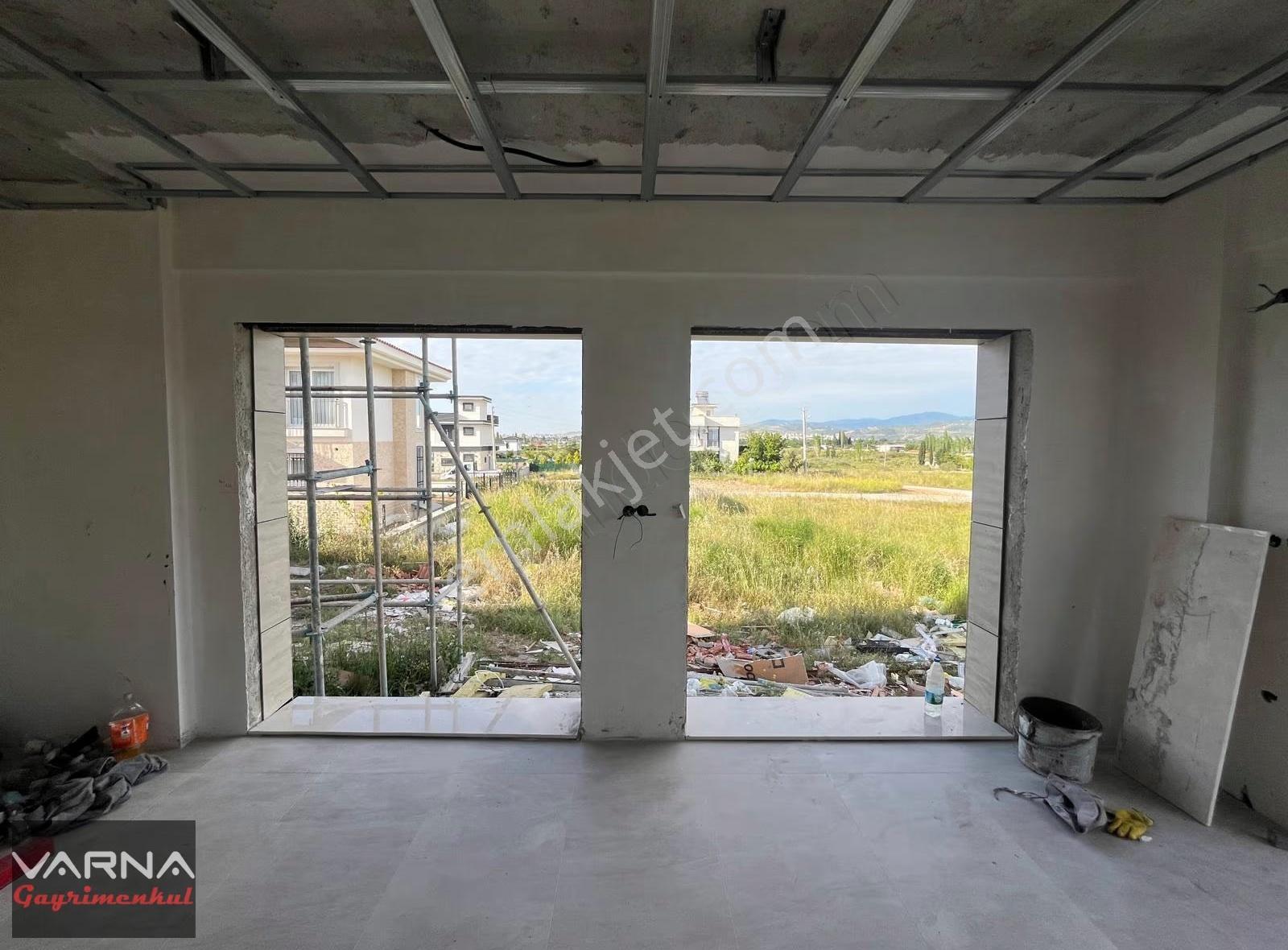 Seferihisar Akarca'da Satılık Havuzlu 5+1 190 M2 Sıfır Villa - Görsel 14