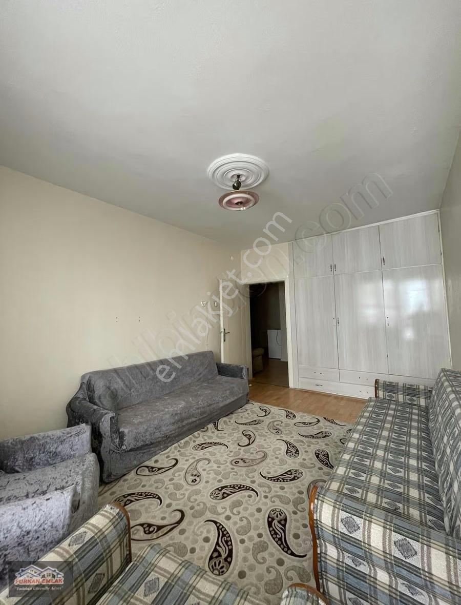 Türbe Cami Civarı 2+1 Kombili 2.kat - Görsel 3