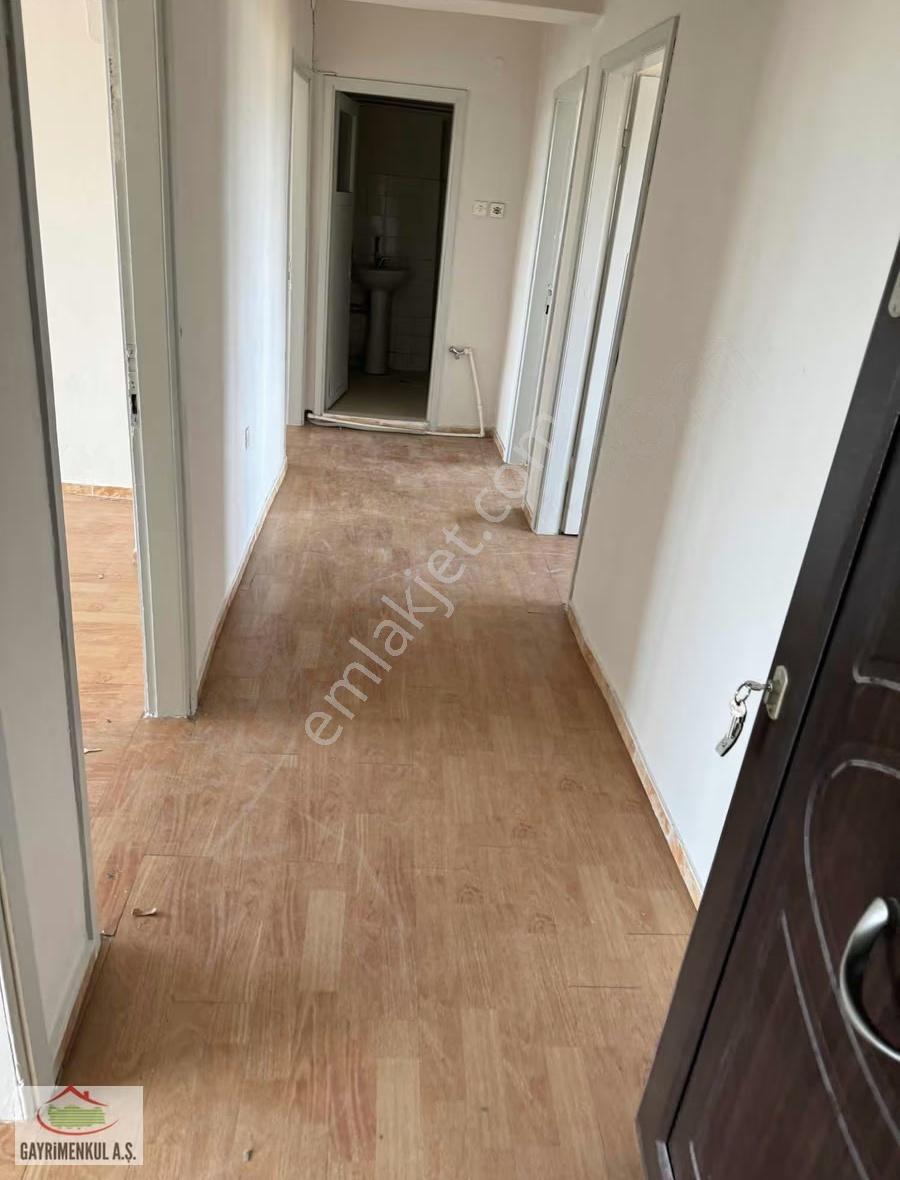 Züferbeyde Cadde Üzerinde Üst Kat 3+1 Daire - Görsel 15