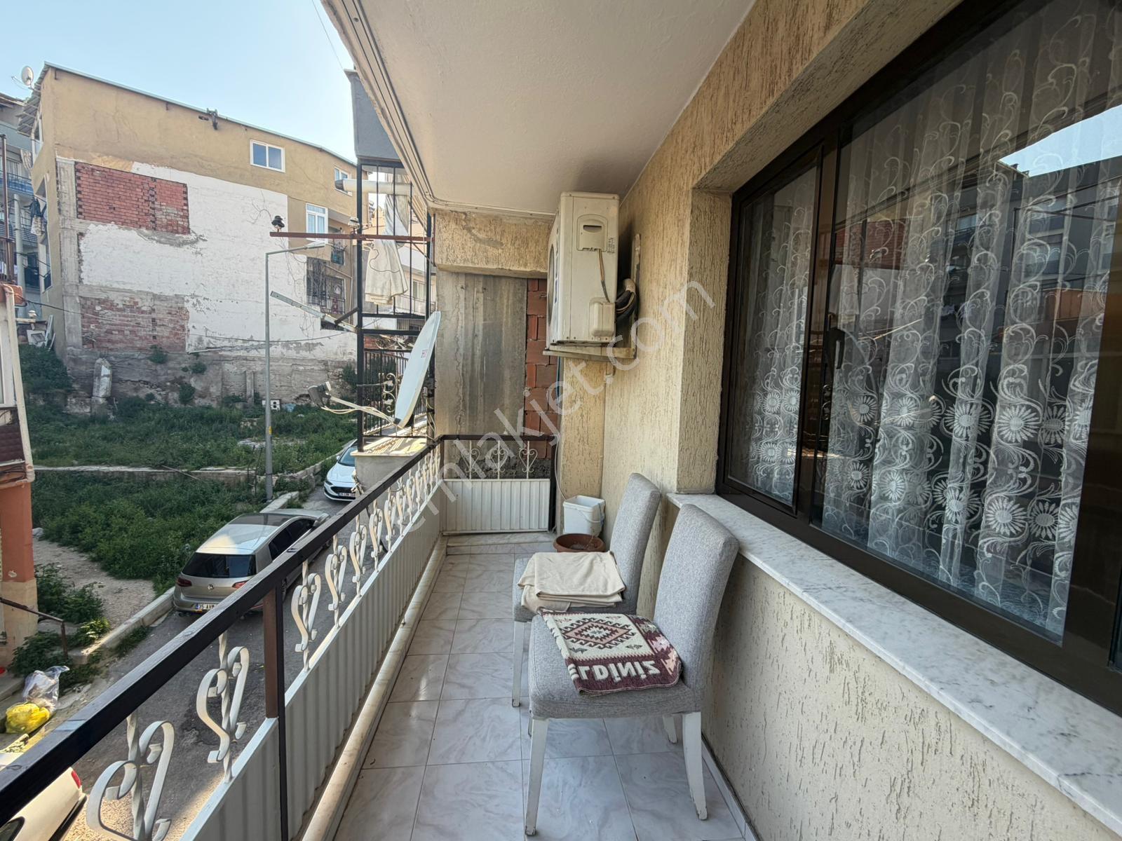 İzmir Karabağlar Sevgi Mahallesinde 4 Katlı Bina Satılık - Görsel 18